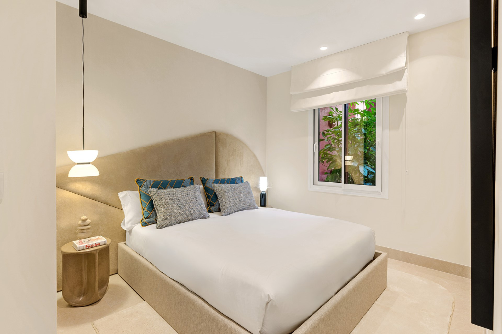Apartamento de lujo en primera línea de playa en Menara Beach, Estepona