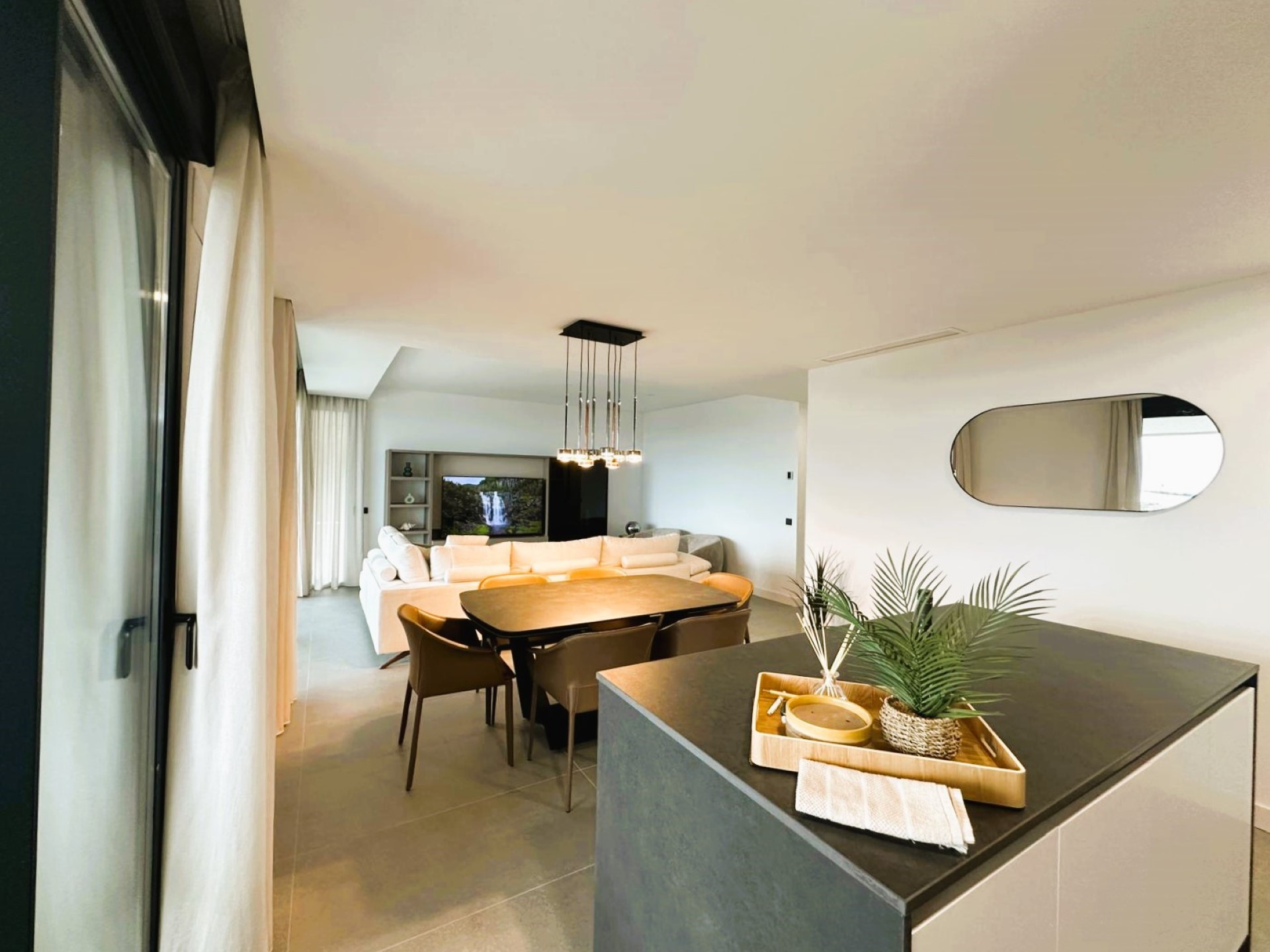 Contemporary stylish apartment with panoramic views in Los Altos de los Monteros, Marbella East