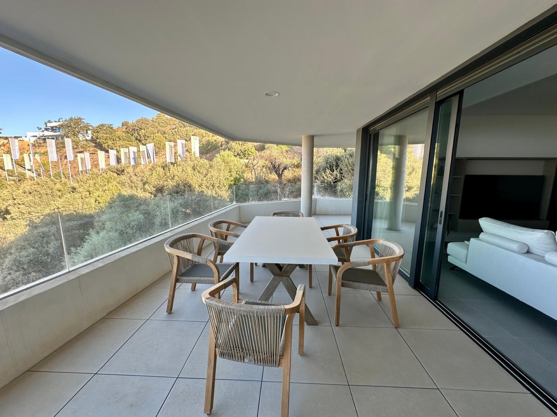 Contemporary stylish apartment with panoramic views in Los Altos de los Monteros, Marbella East