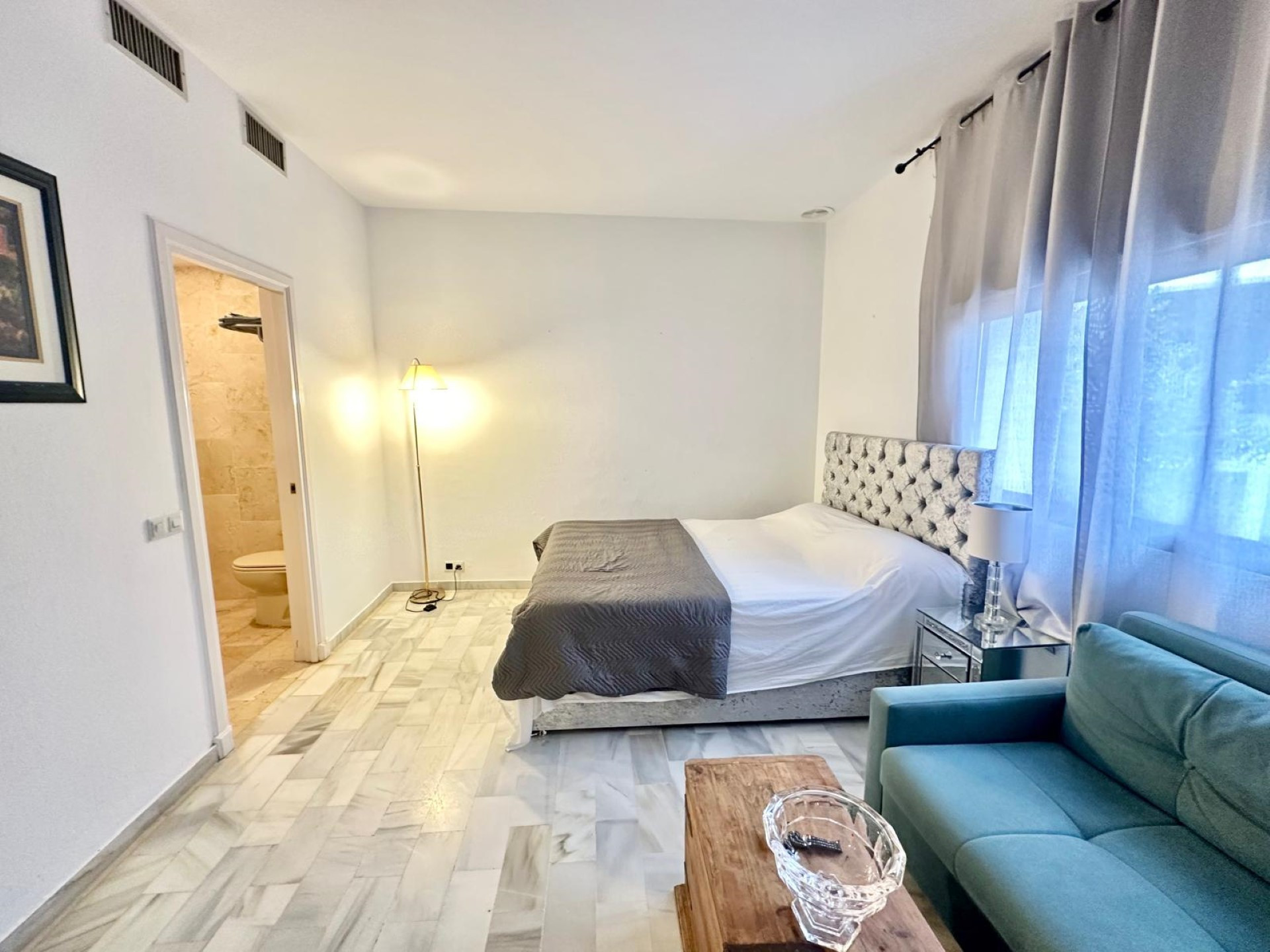 Ground floor studio in Hotel del Golf, Nueva Andalucía