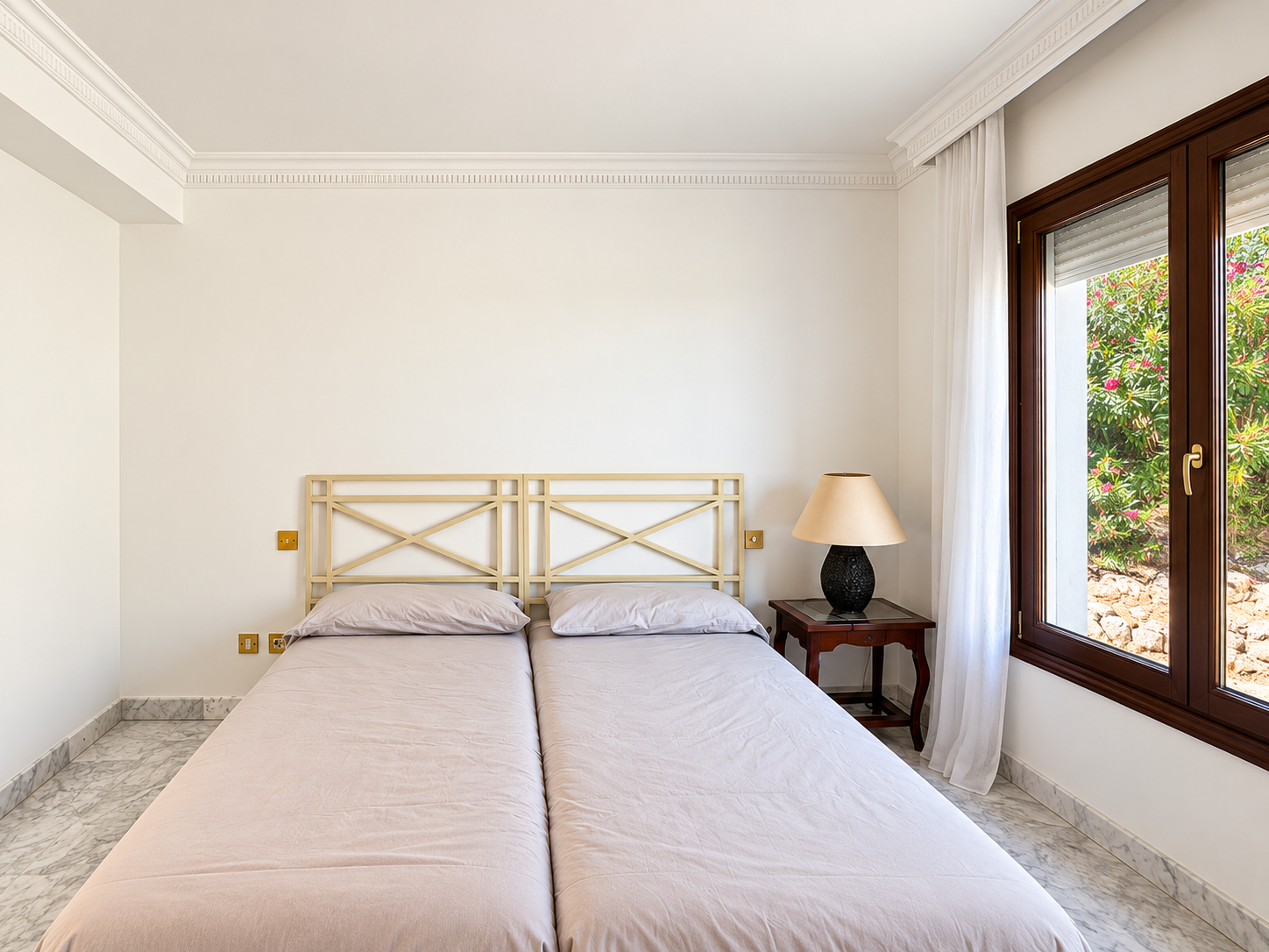 2 bedroom luxury apartment with sea views in Monte Paraiso Country Club