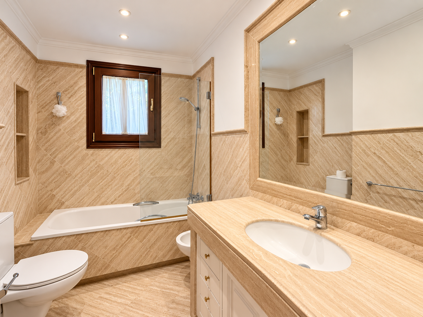 2 bedroom luxury apartment with sea views in Monte Paraiso Country Club