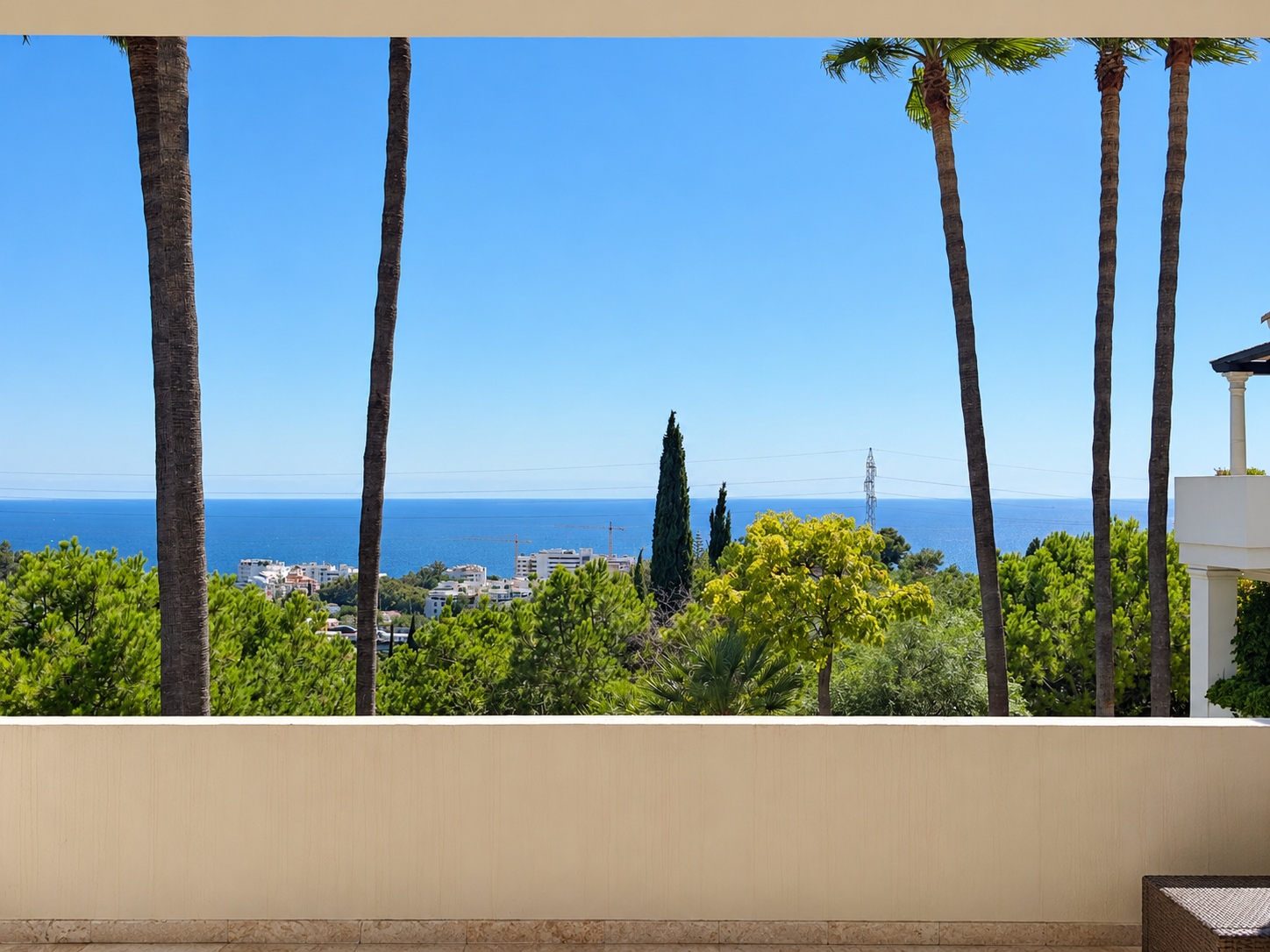 2 bedroom luxury apartment with sea views in Monte Paraiso Country Club