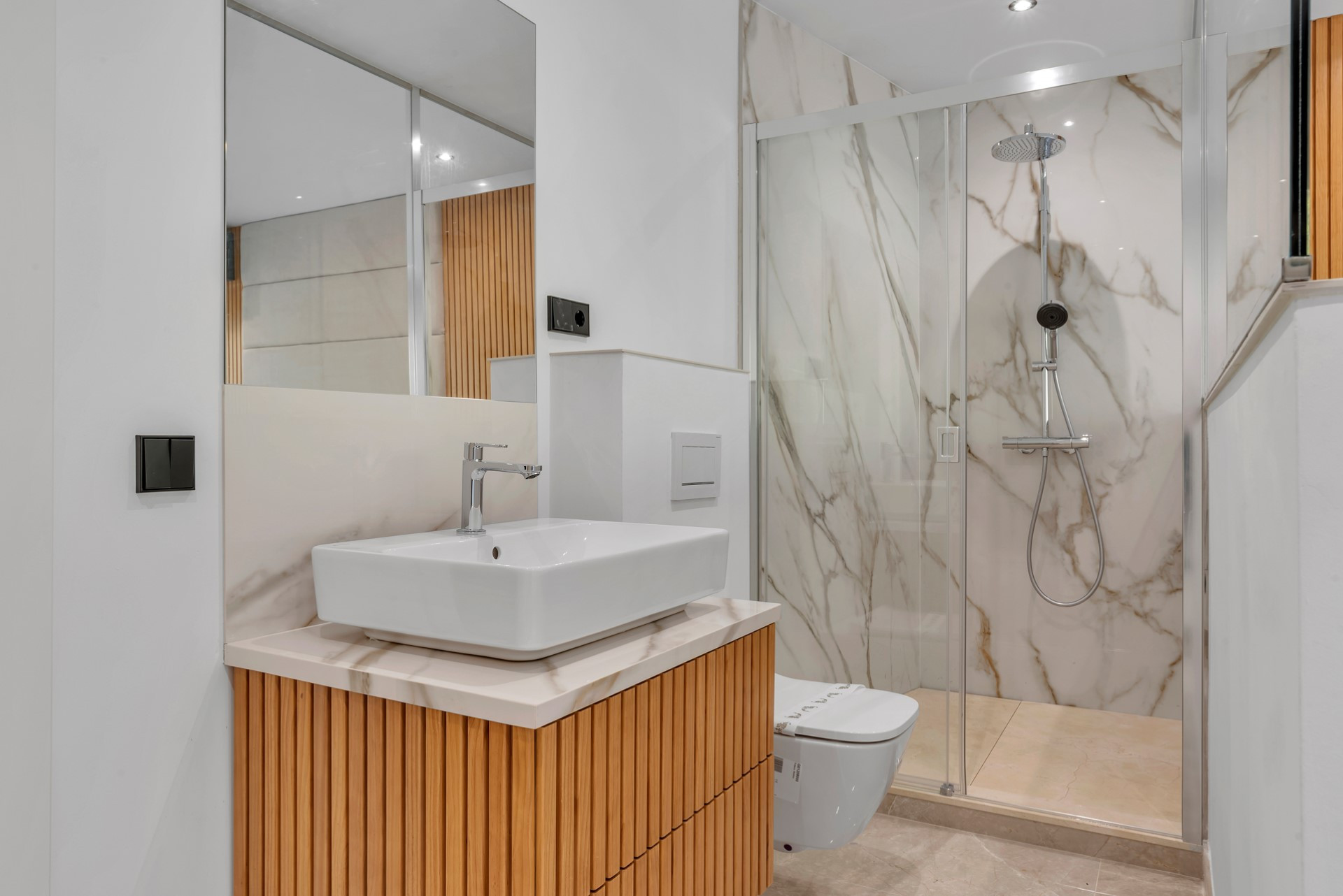 Renovated 5-bedroom luxury villa in El Madroñal