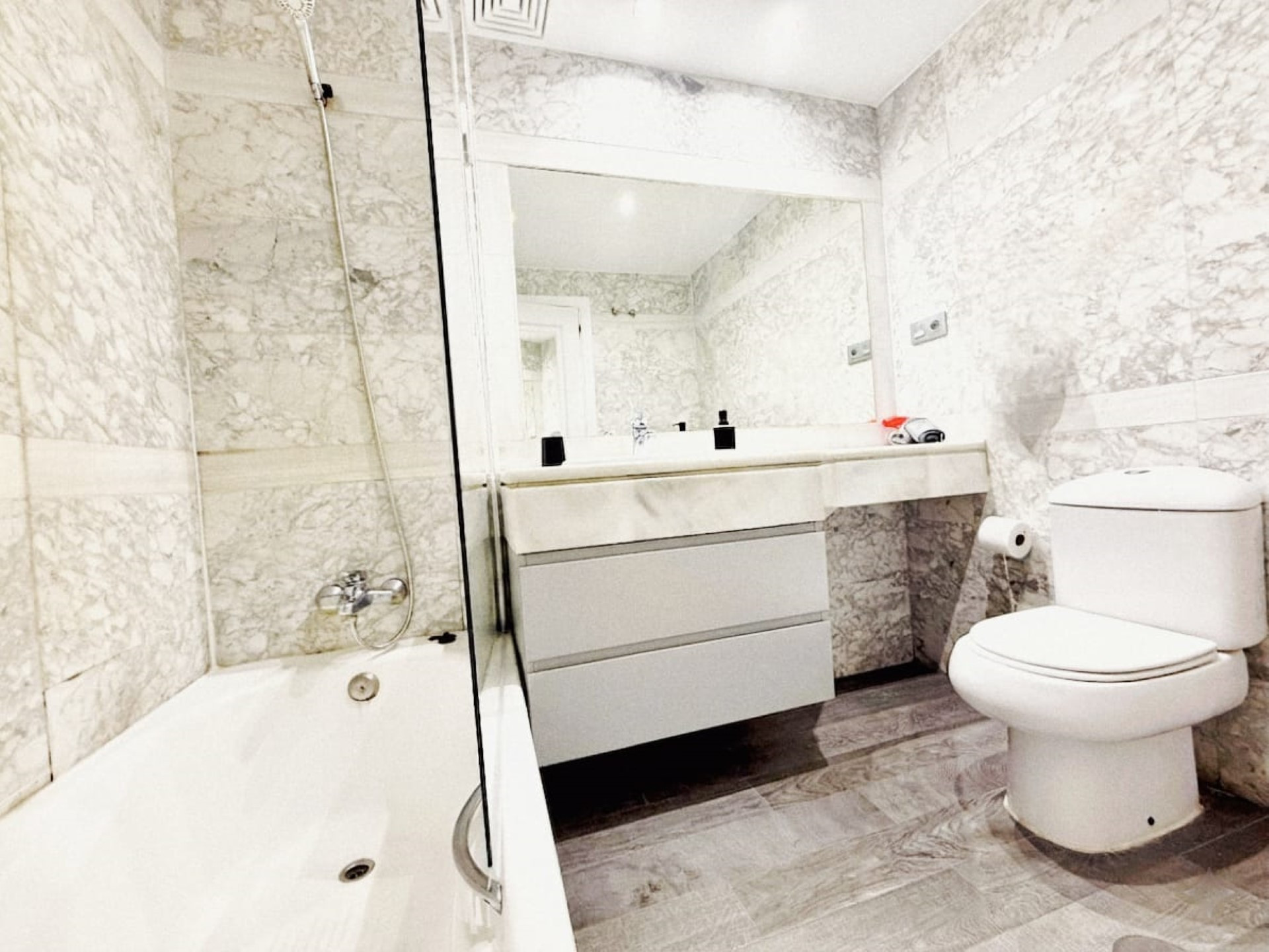 2 bedroom apartment in Tembo Banus, Puerto Banus