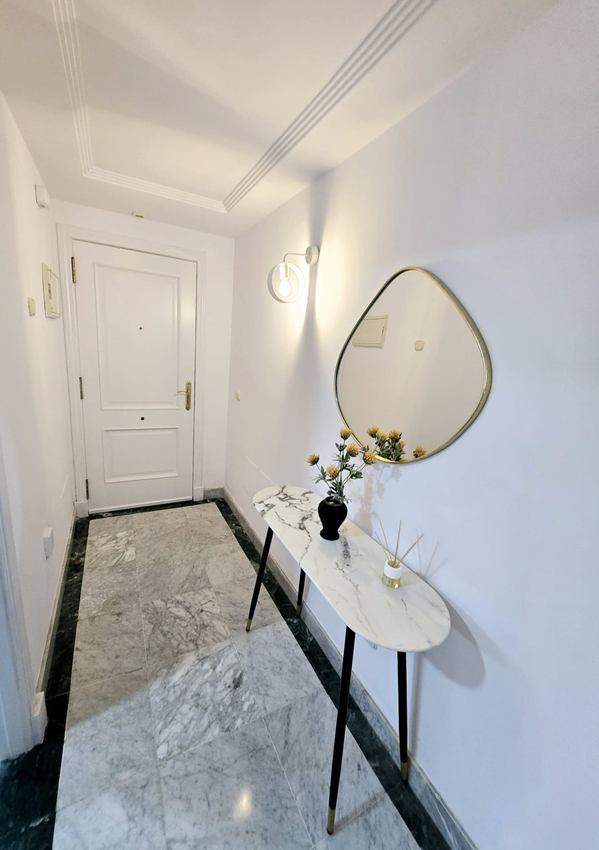 2 bedroom apartment in Tembo Banus, Puerto Banus