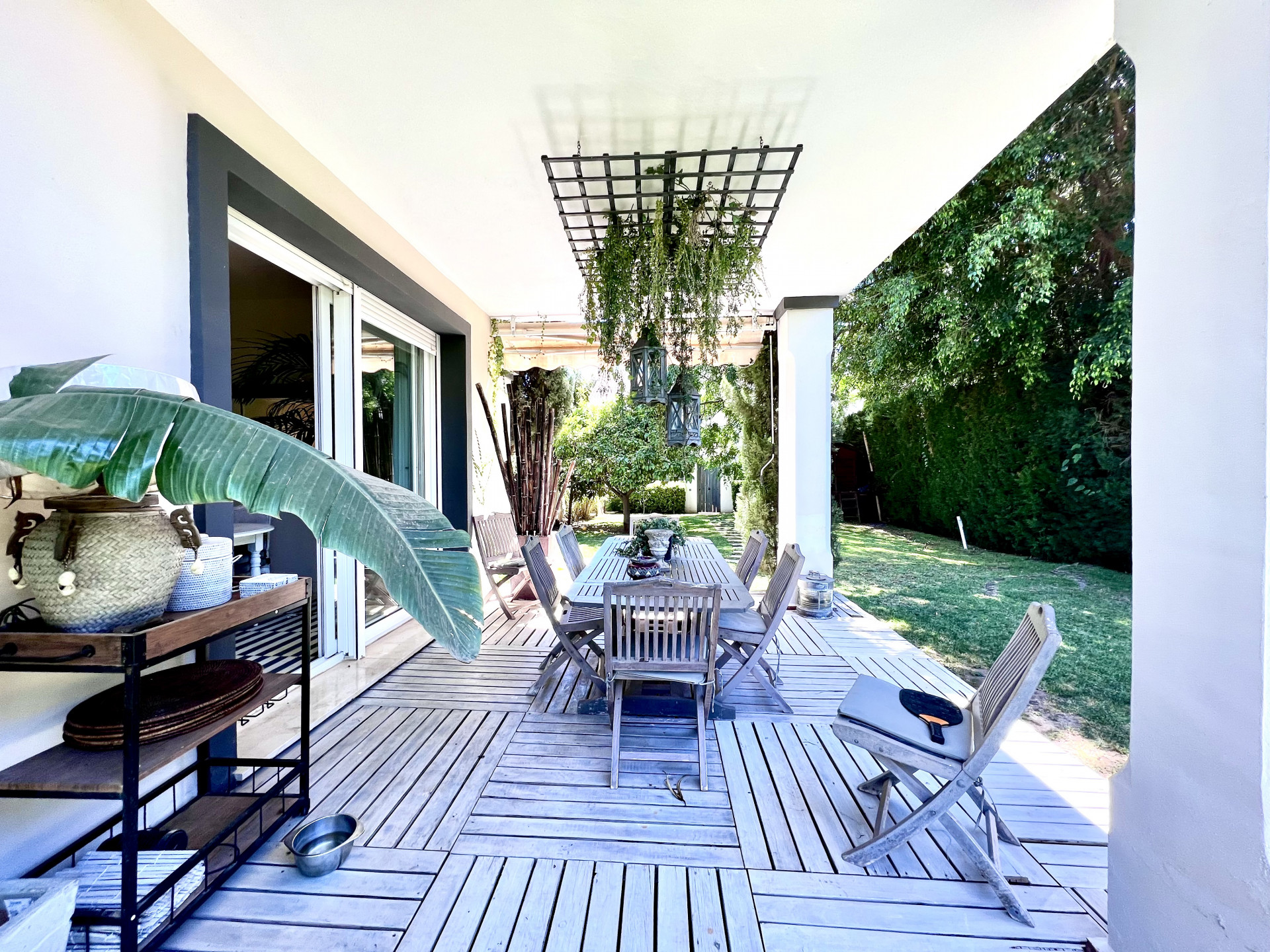 Villa for sale in Marbella, 