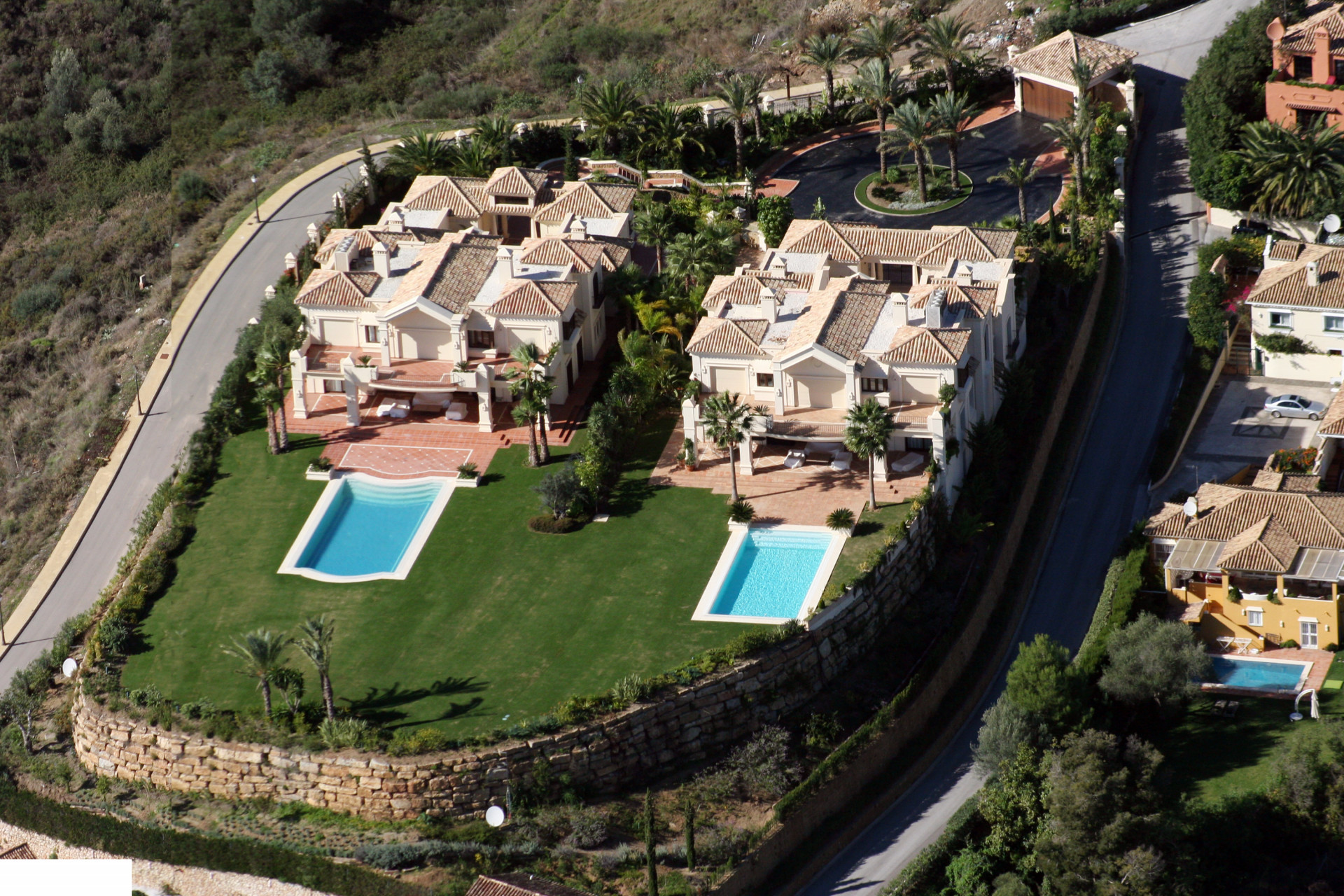 Villa for sale in Marbella, 