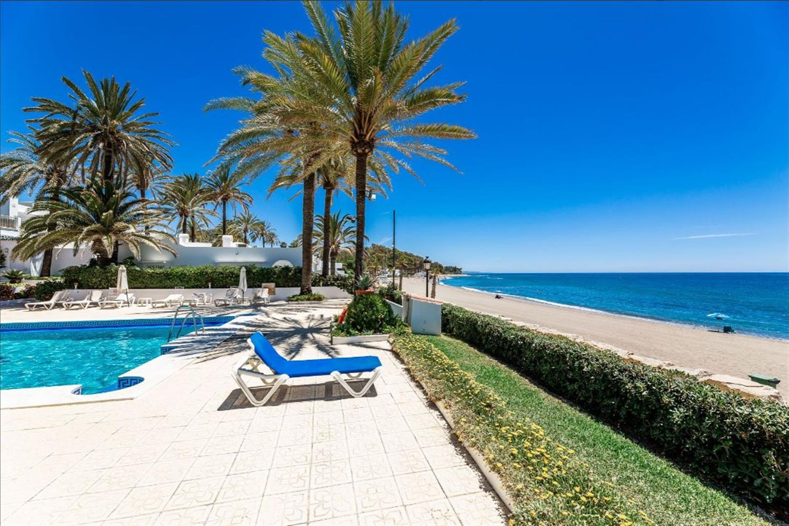 Town House for sale in Marbella, 