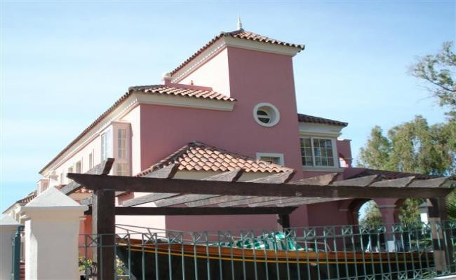 Semi Detached House for sale in San Pedro de Alcantara, 