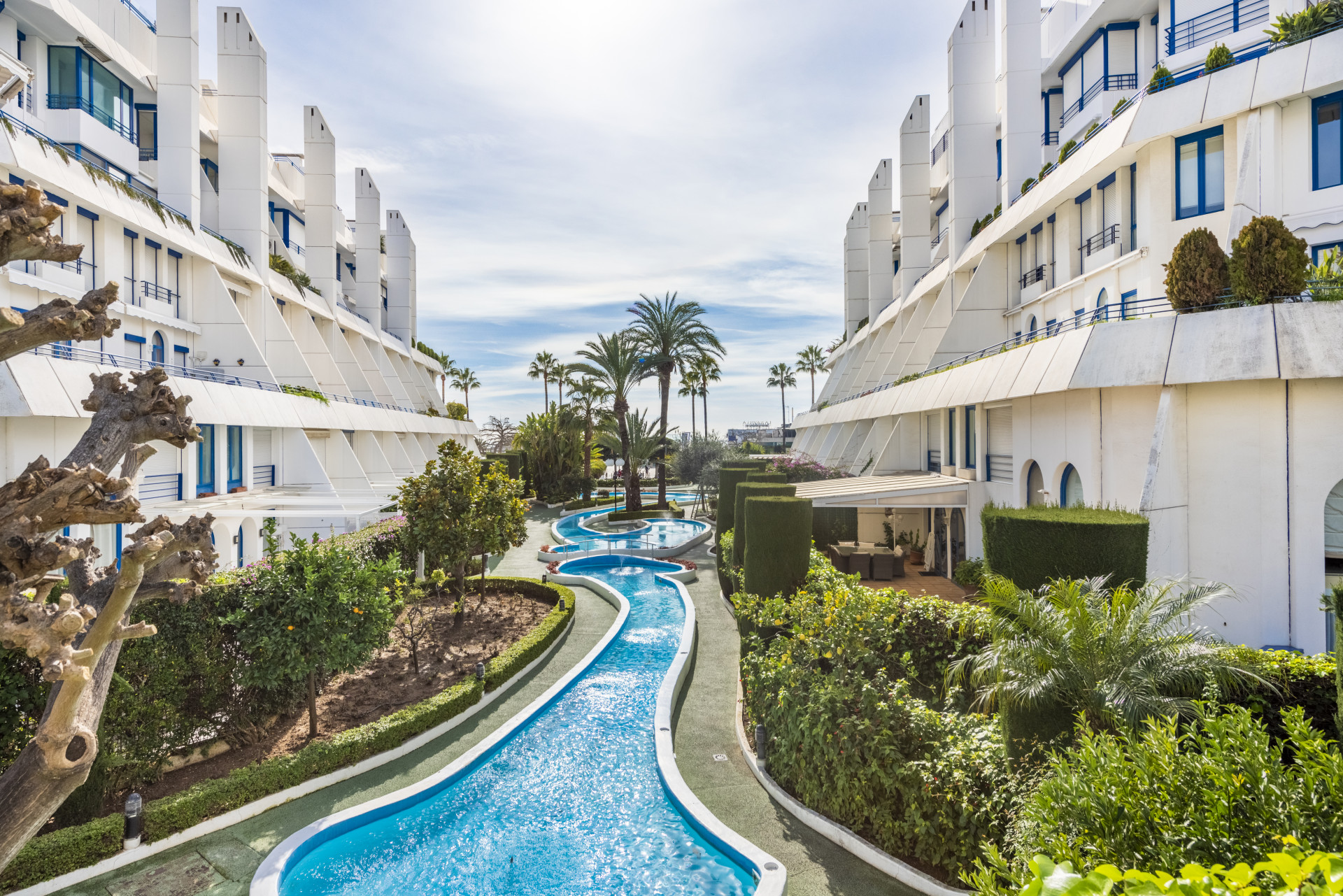 Ground Floor Apartment for sale in Marbella, 