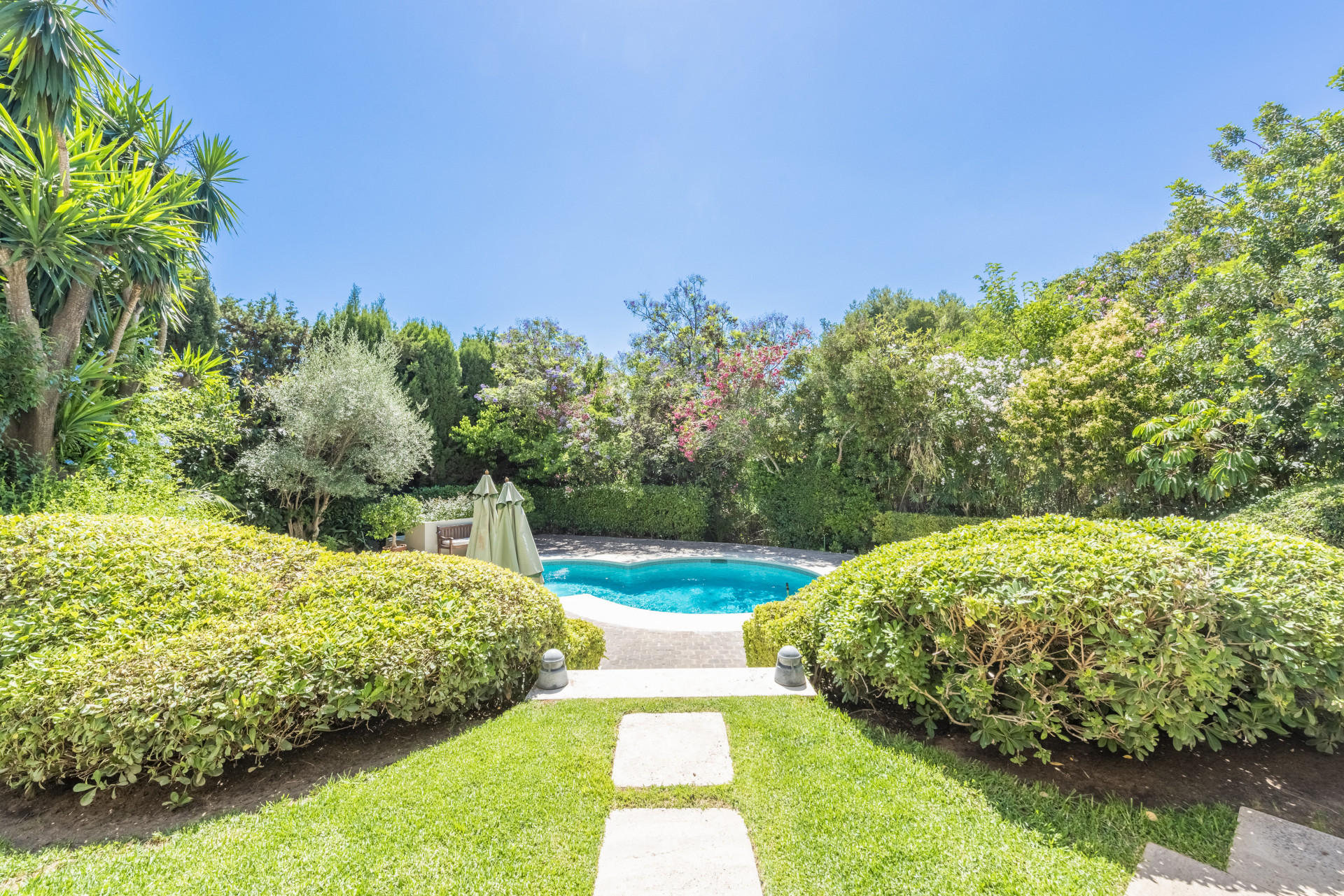 Villa for sale in Marbella, 