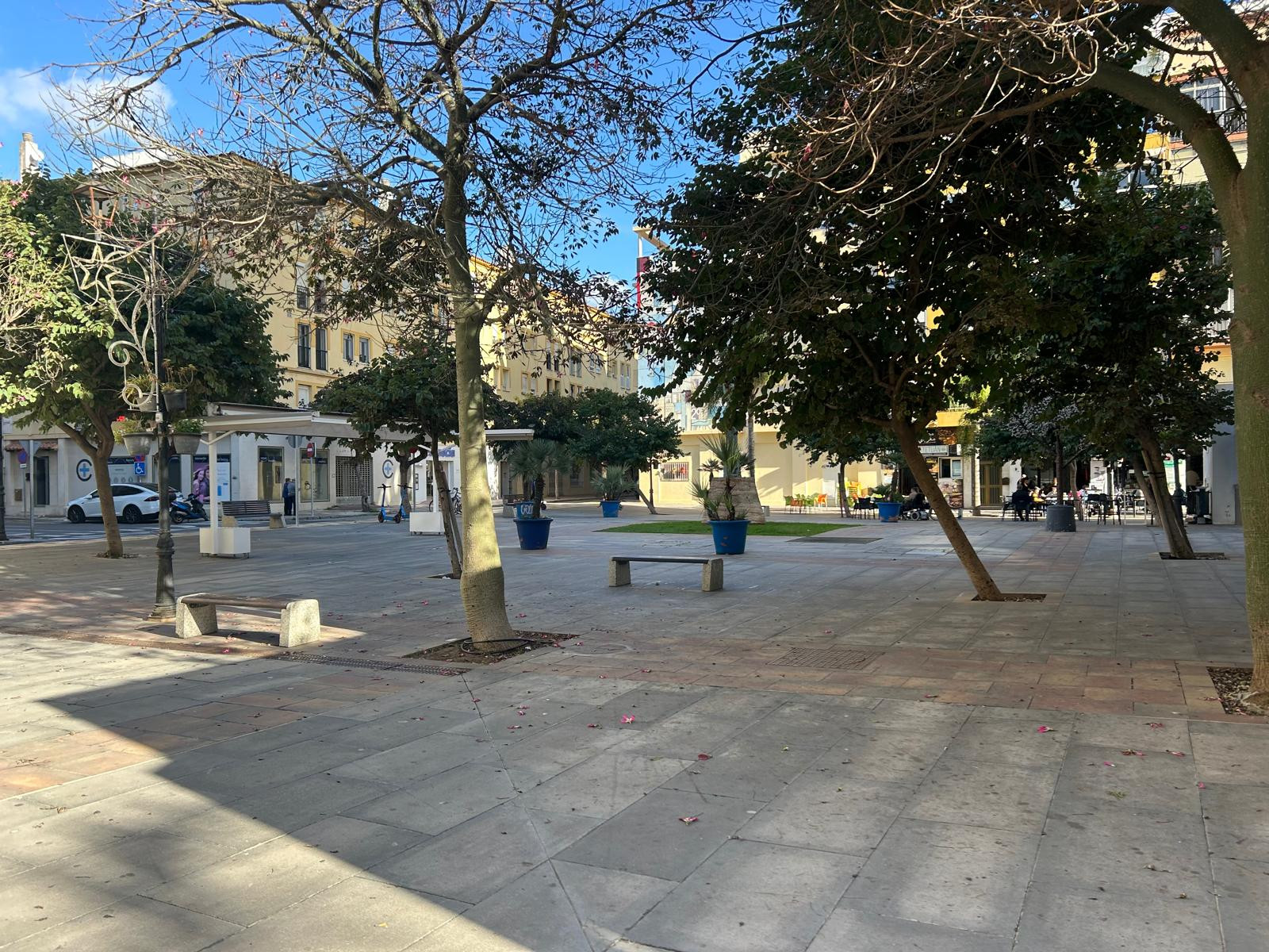 Apartment in Estepona - Image 2