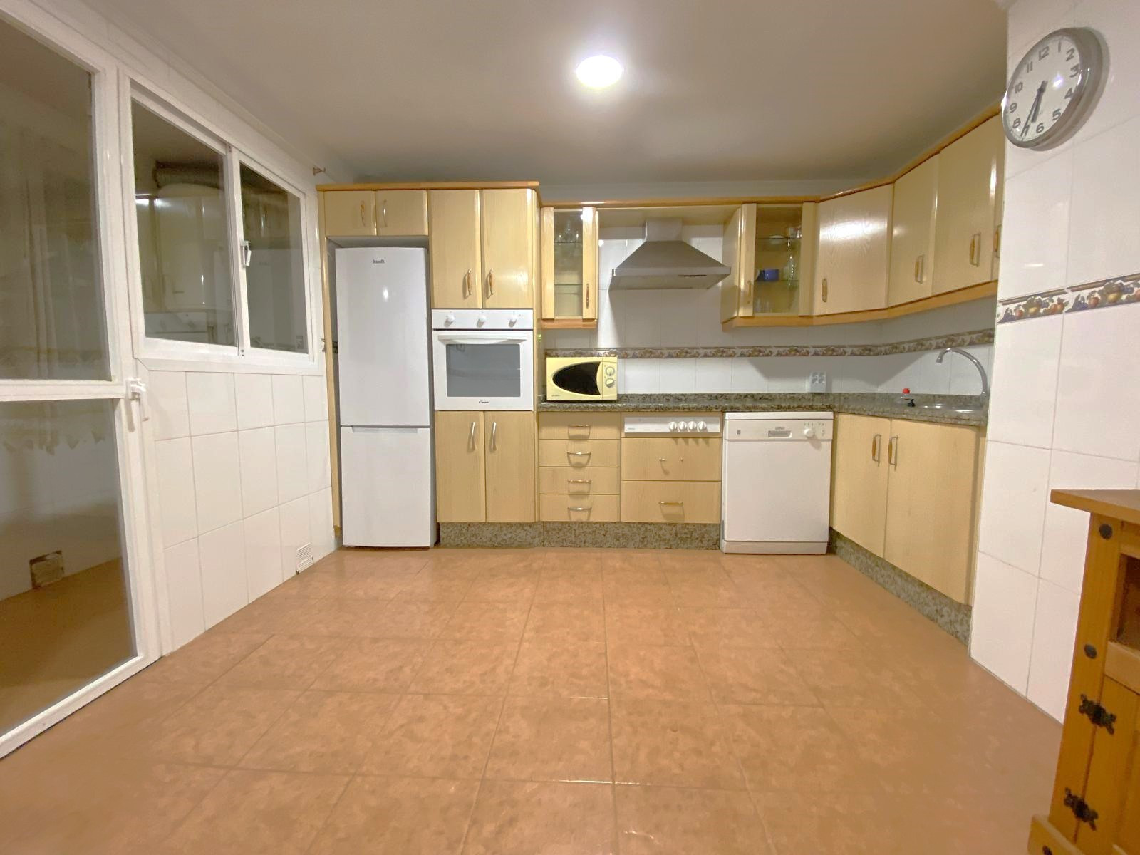 Apartment in Estepona - Image 4