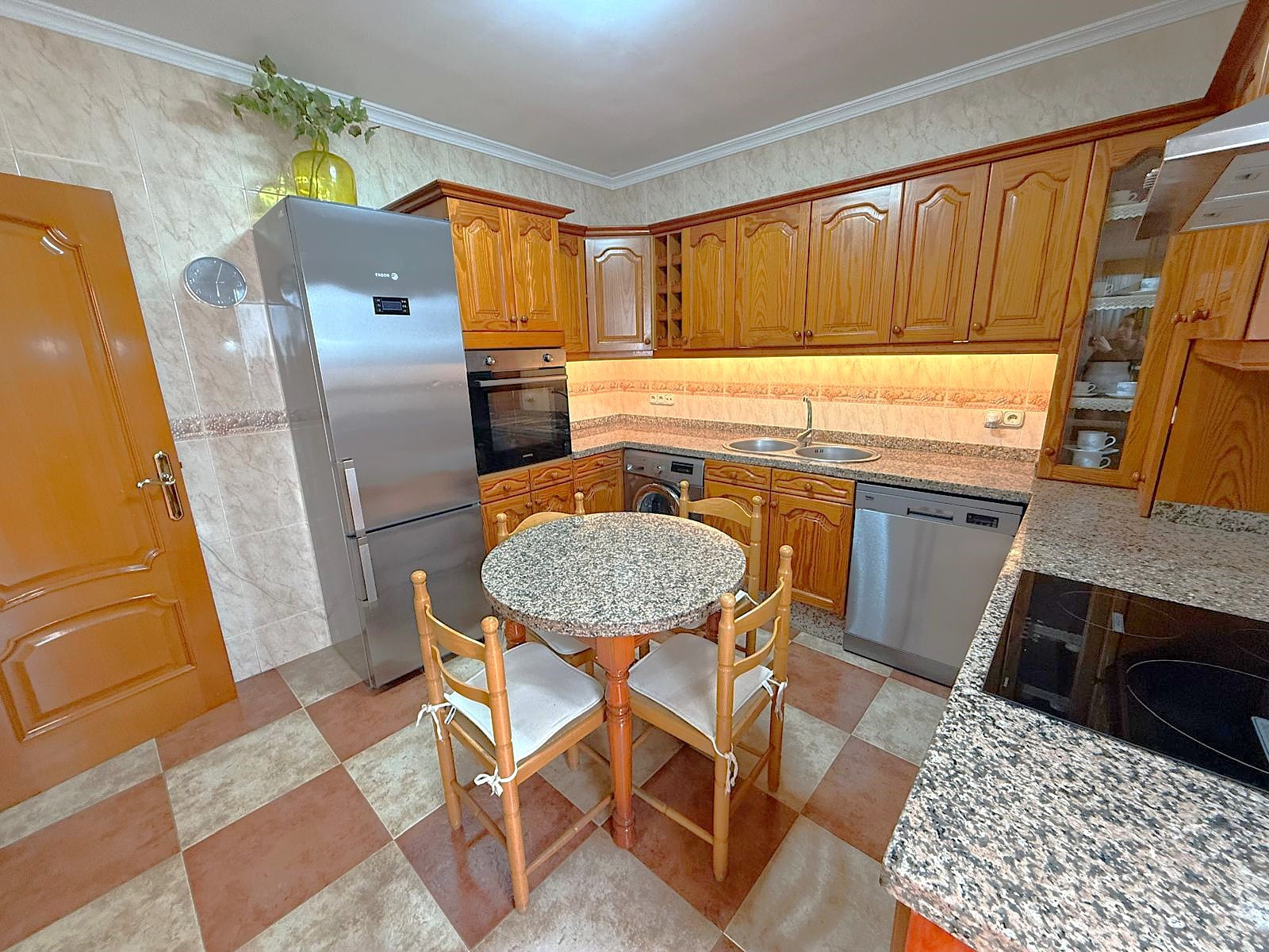 House in Estepona - Image 5