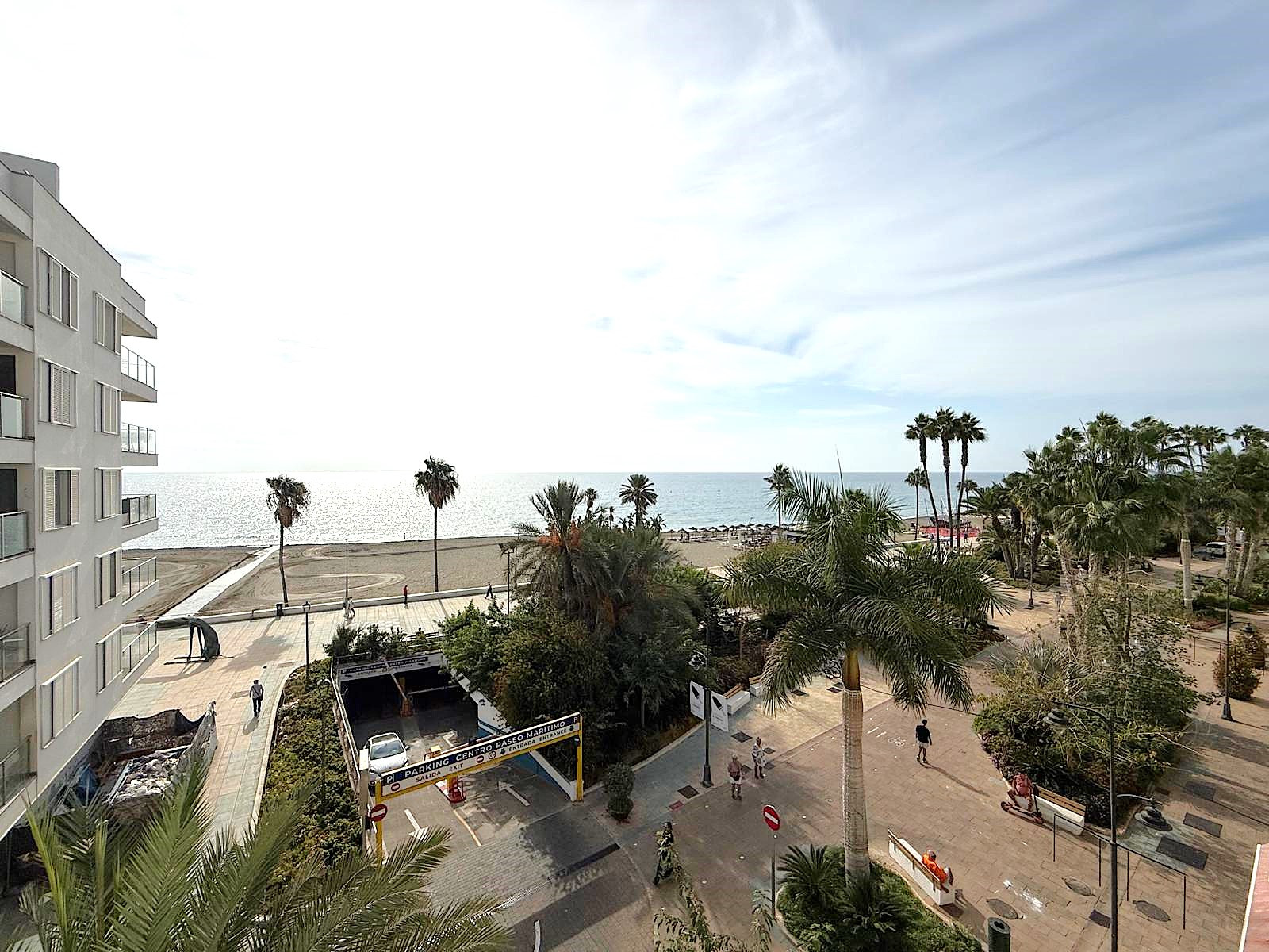 Apartment in Estepona - view 1