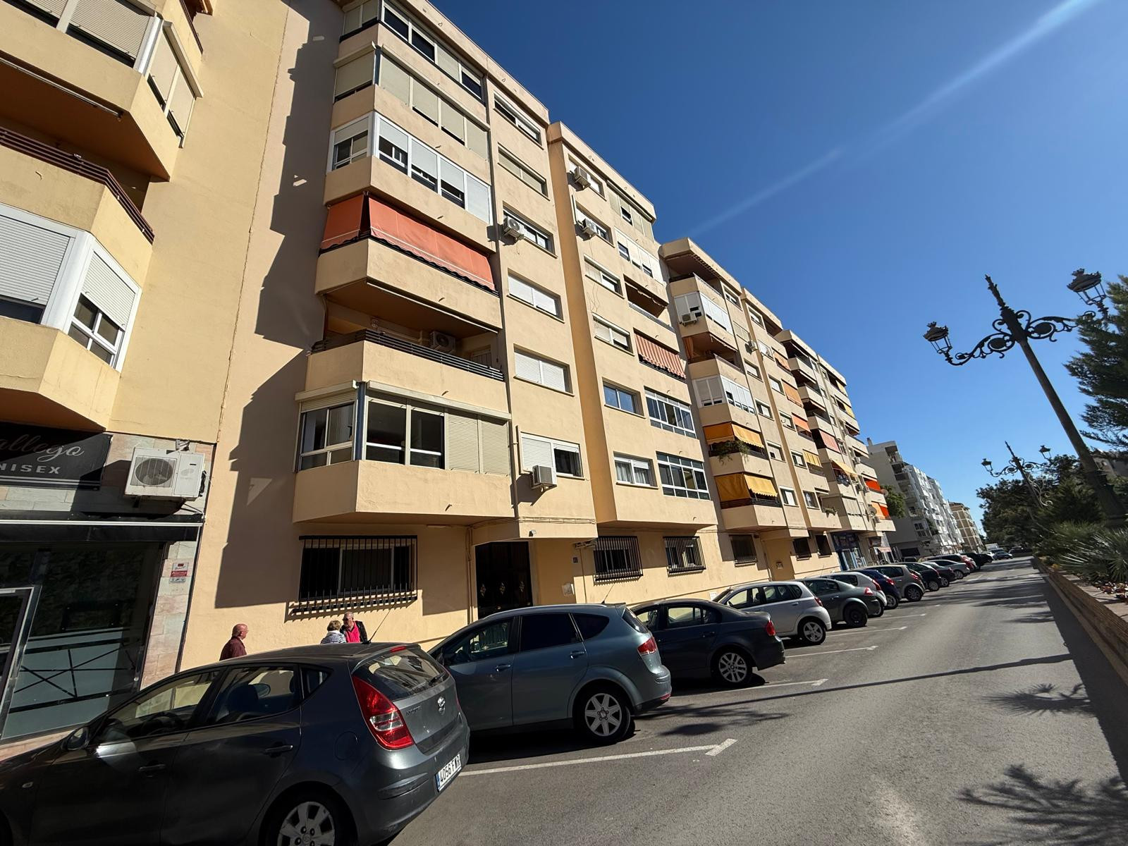 Apartment in Estepona - Image 2