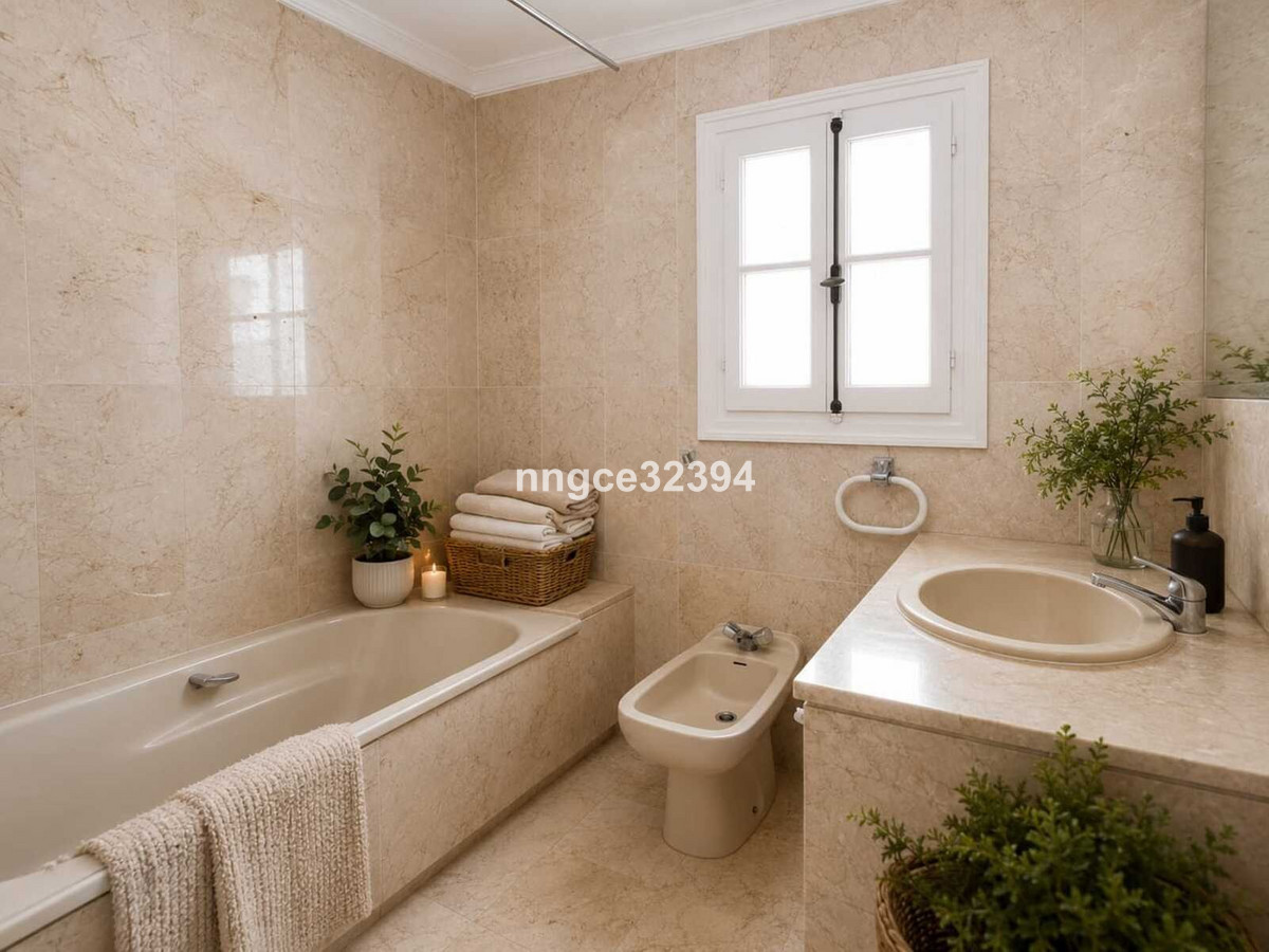 Tourist License Allowed I 5-Room Penthouse with Guest Suites & Huge 360° Terraces – El Paraíso, New Golden Mile