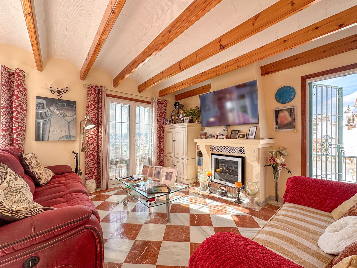 House in La Cala De Mijas - Image 3