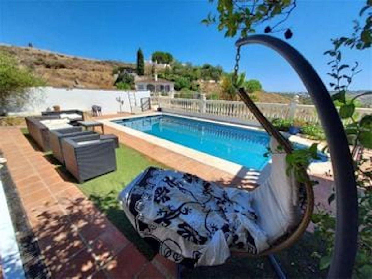 Villa in La Cala De Mijas - Image 2