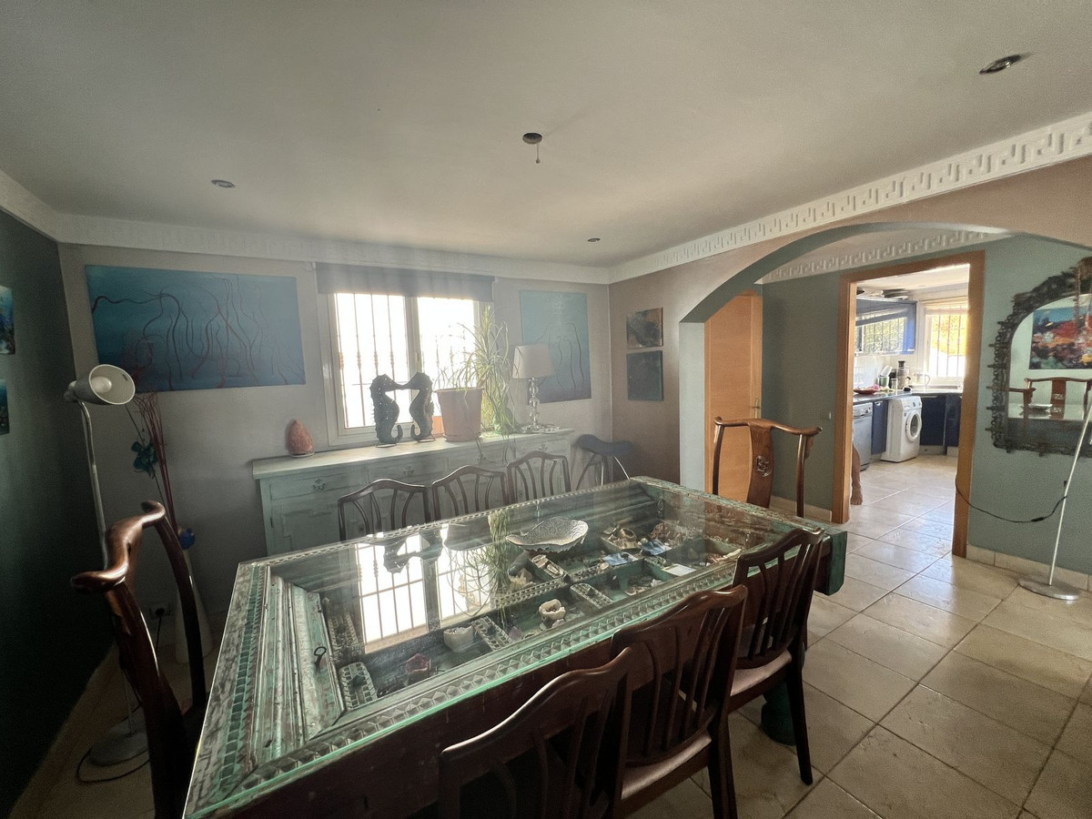 Villa in La Cala De Mijas - Image 4