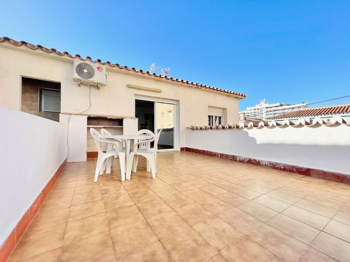 Villa in Fuengirola - Image 2