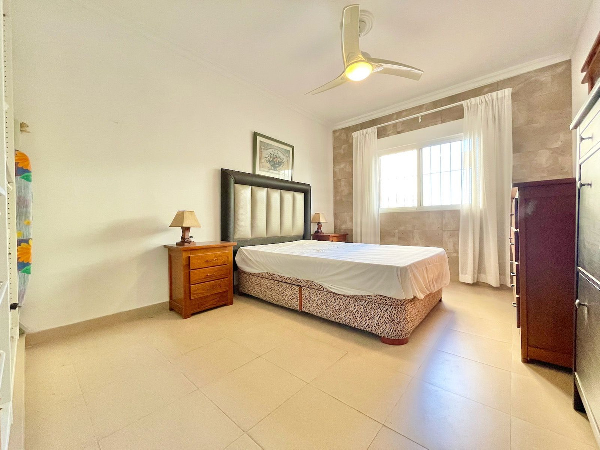 Villa in Fuengirola - Image 5