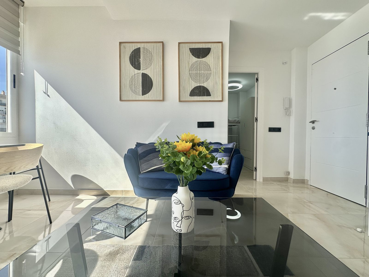 Apartment in Sitio de Calahonda - Image 2