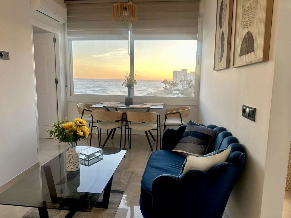 Apartment in Sitio de Calahonda - Image 5