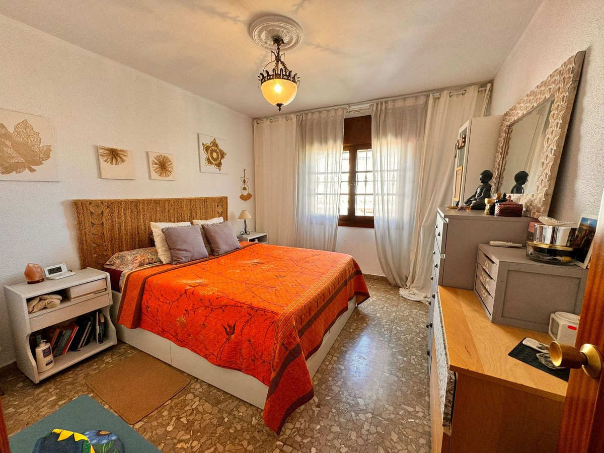 Villa in Malaga - Image 3