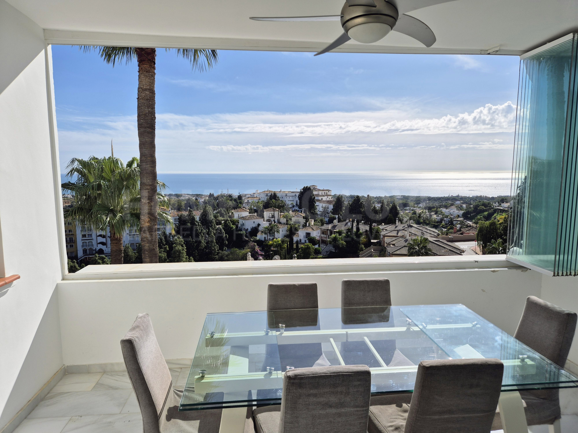 A duplex penthouse with the most stunning panoramic sea views in Calahonda.