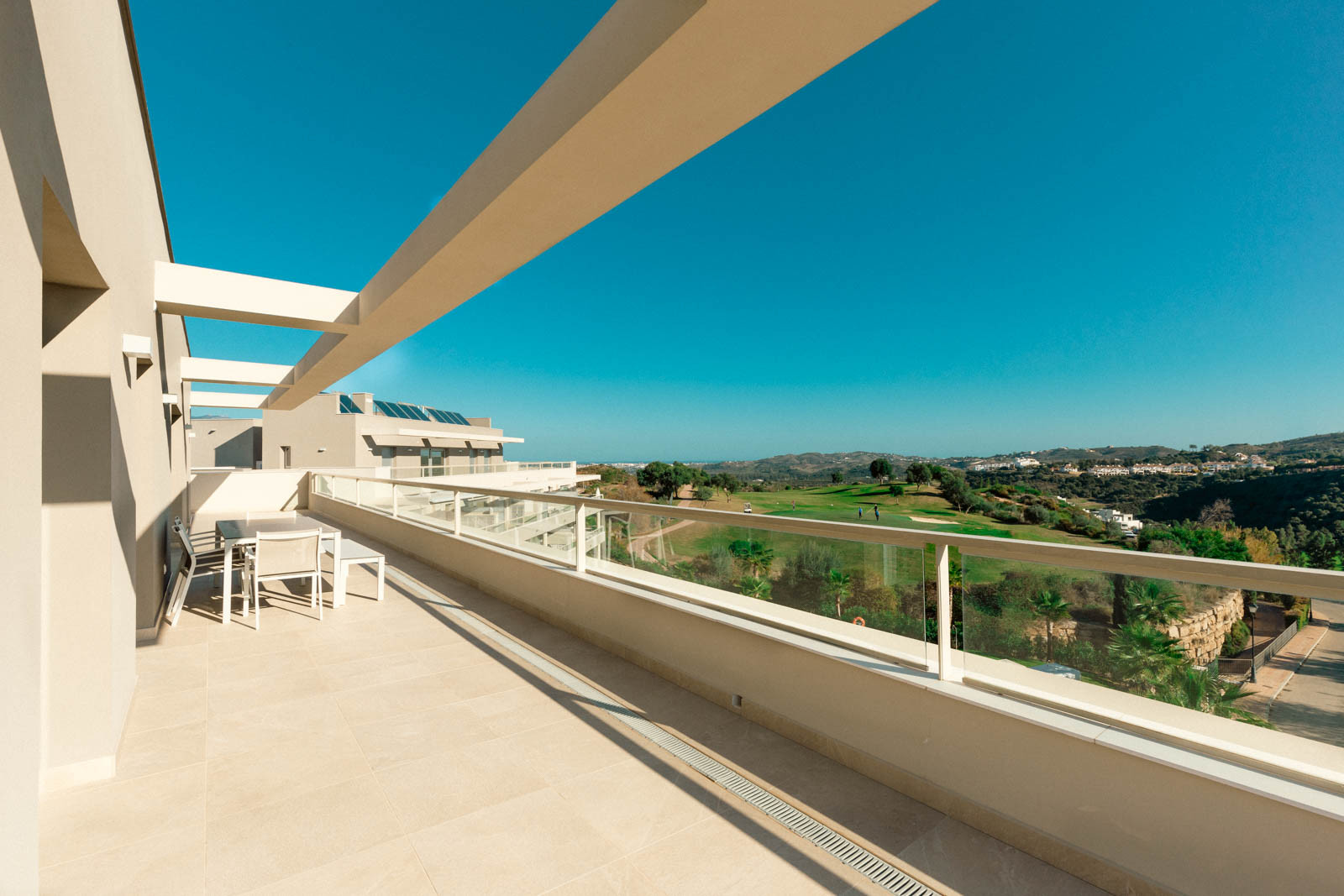 Penthouse in Mijas Costa - Image 3