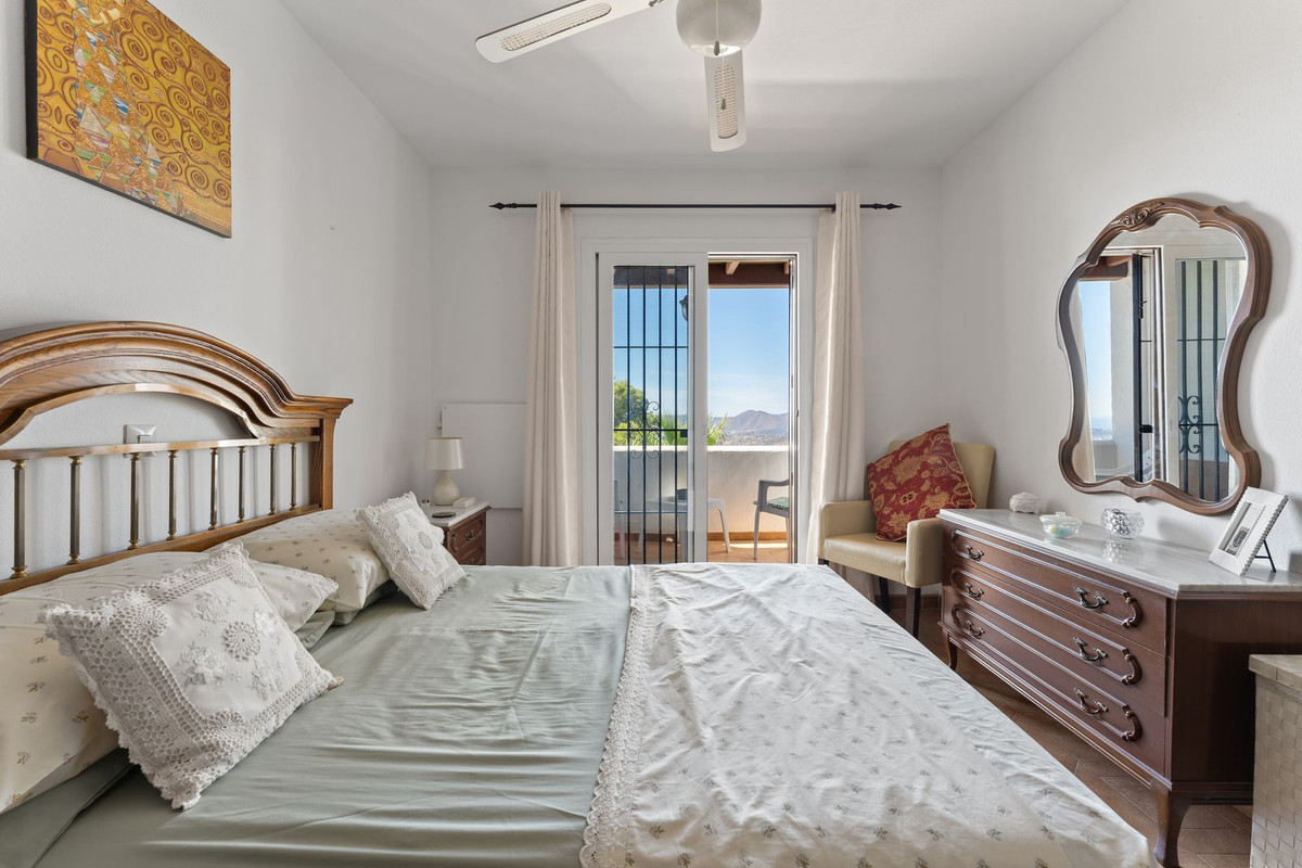 House in Mijas Costa - Image 2