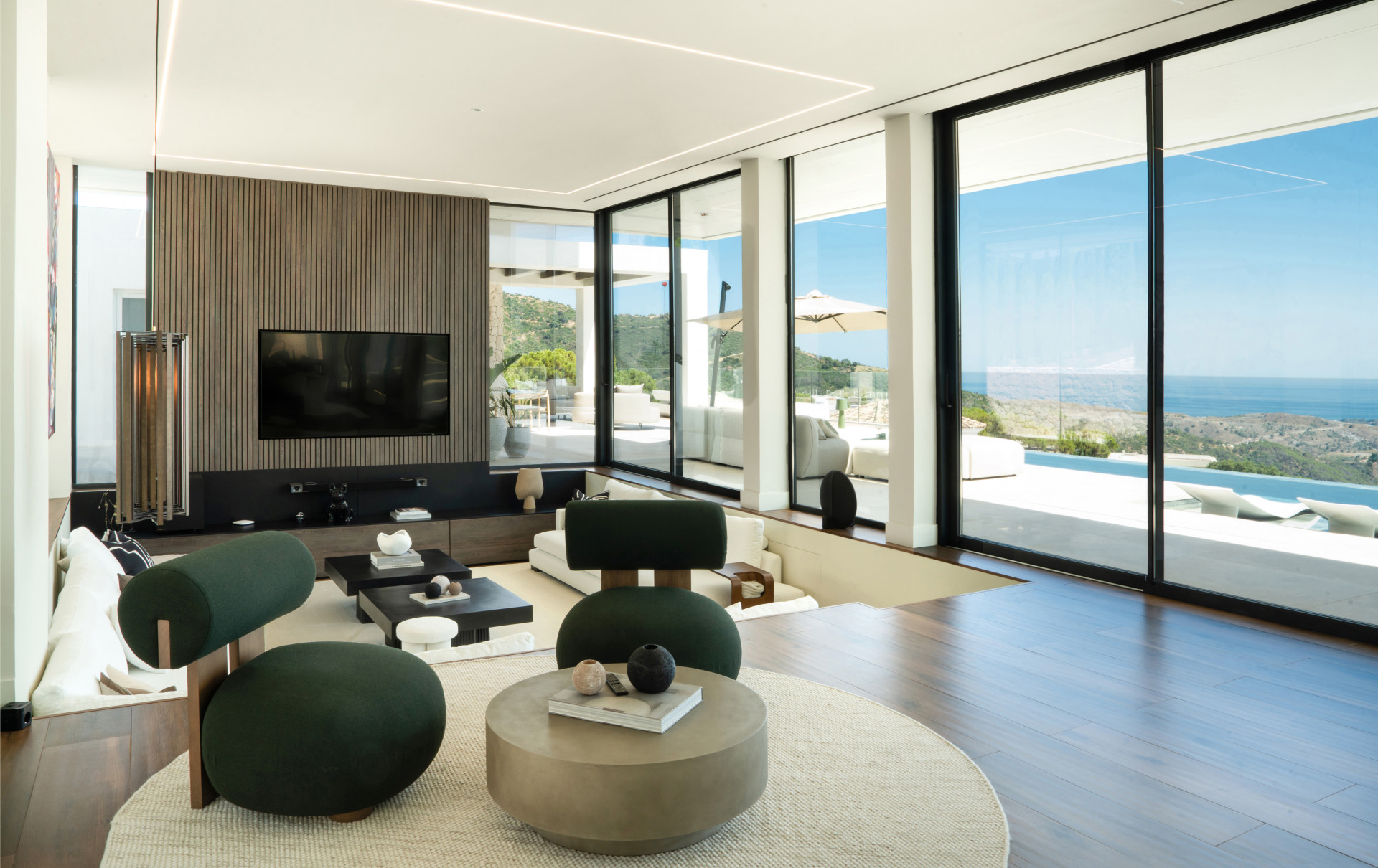 Architectural Masterpiece with Panoramic Views in Monte Mayor, Benahavís