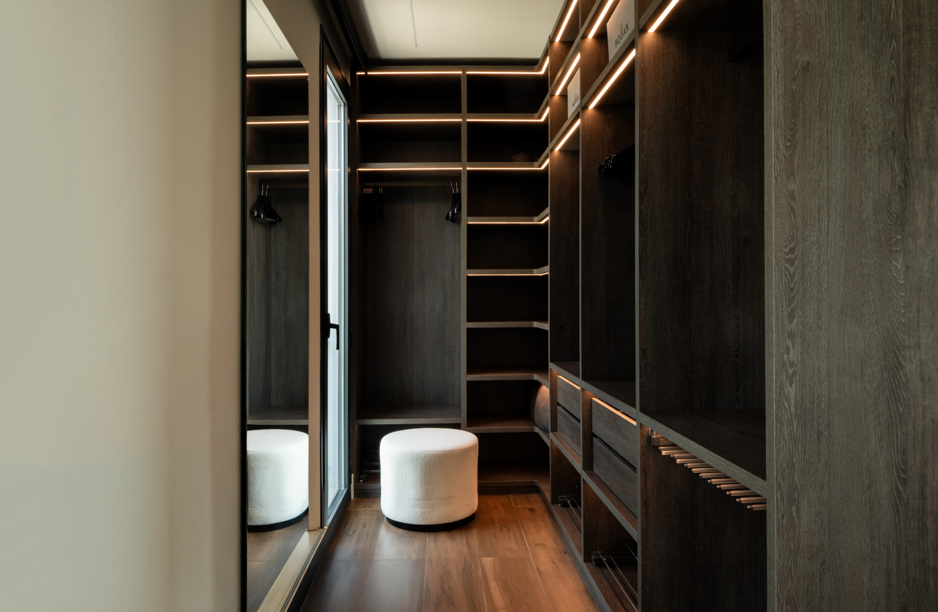 Architectural Masterpiece with Panoramic Views in Monte Mayor, Benahavís