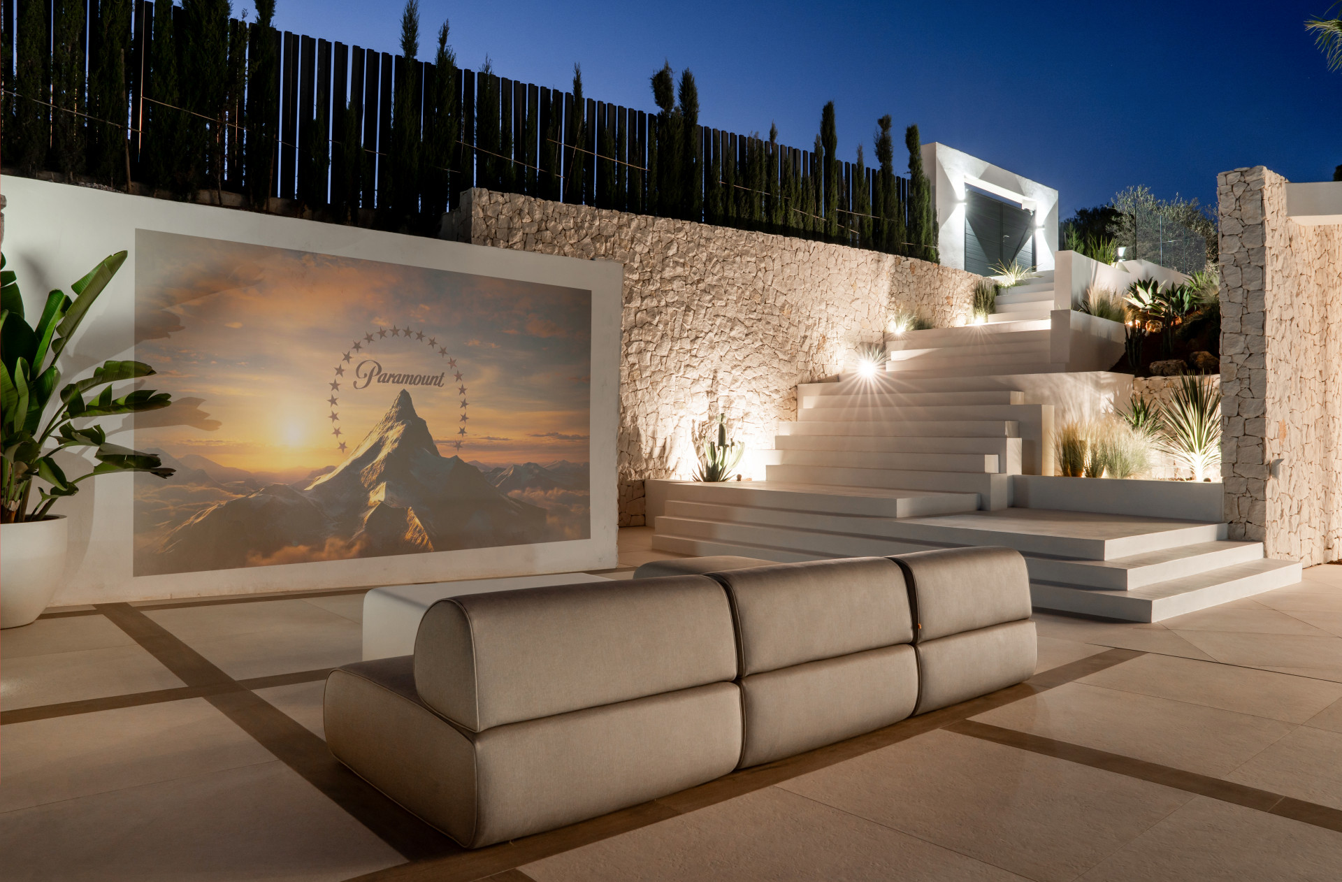 Architectural Masterpiece with Panoramic Views in Monte Mayor, Benahavís