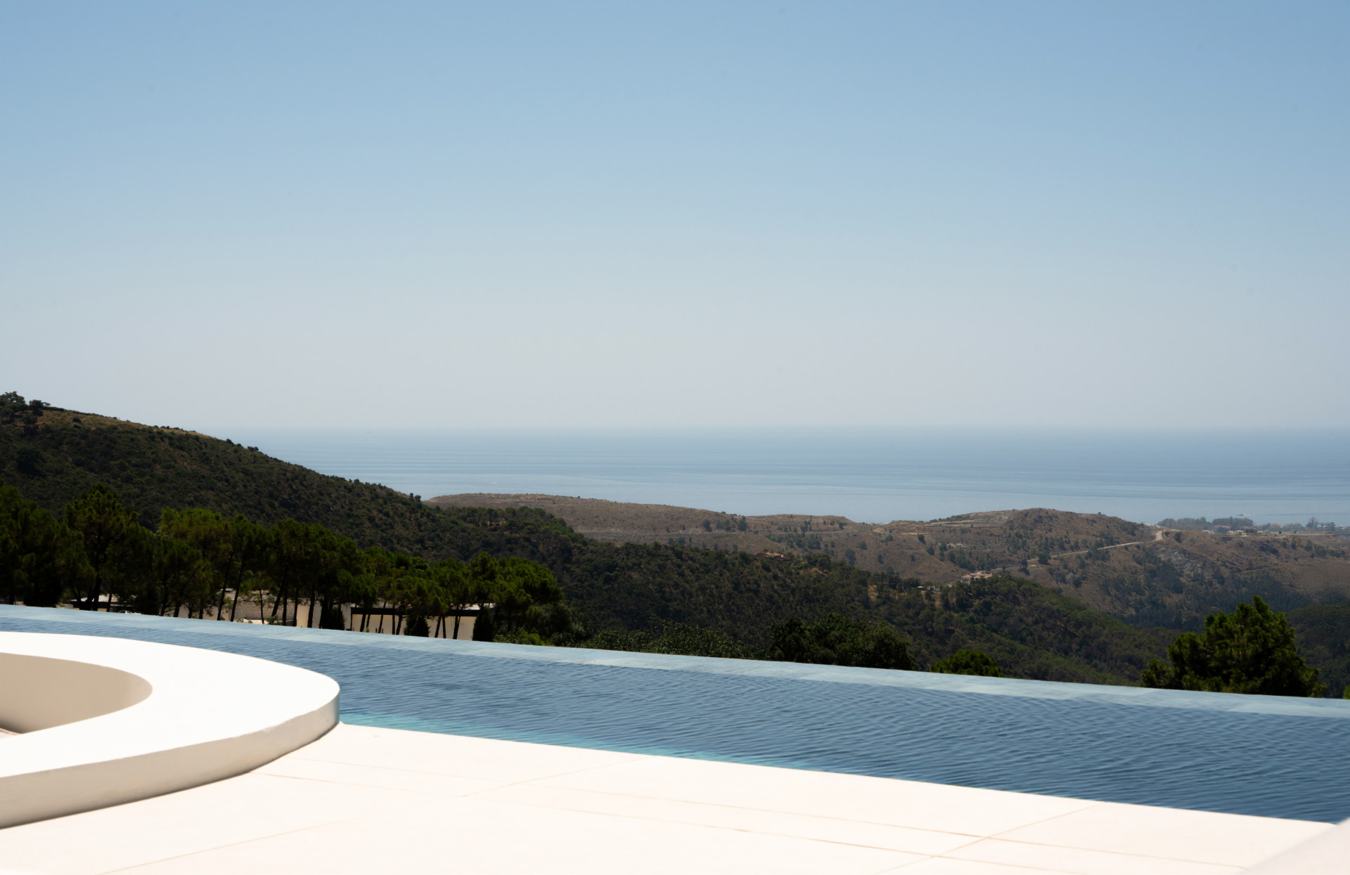 Architectural Masterpiece with Panoramic Views in Monte Mayor, Benahavís