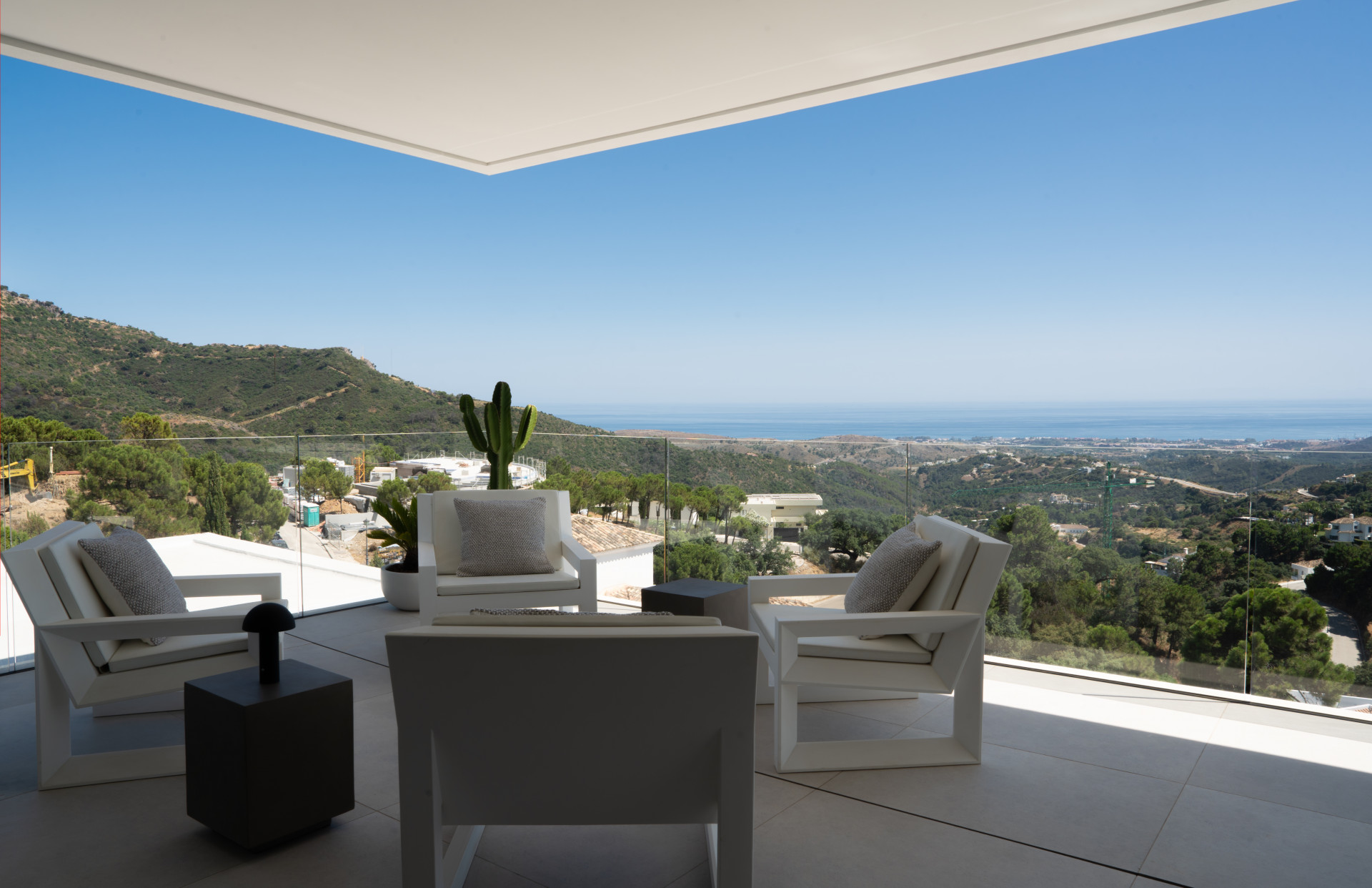 Architectural Masterpiece with Panoramic Views in Monte Mayor, Benahavís