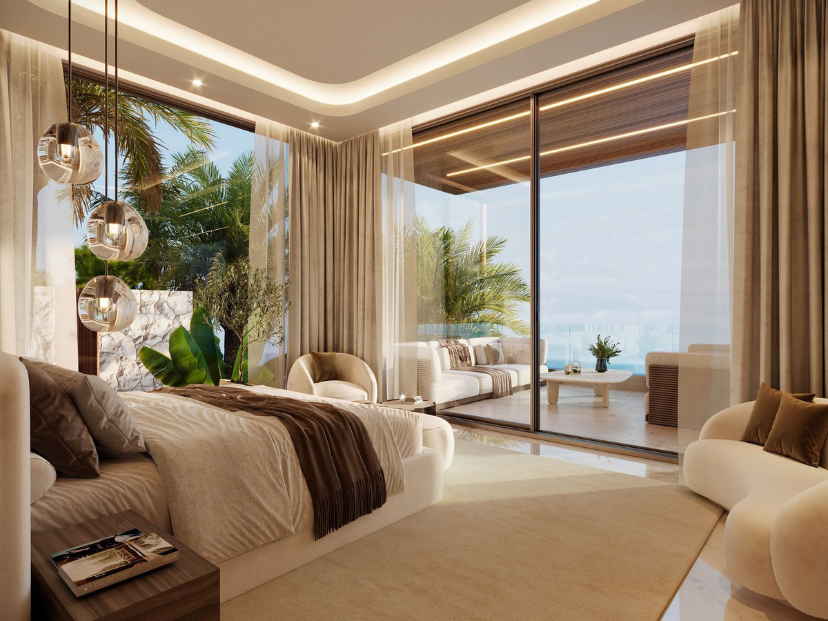 5 BEDROOM VILLA ALTOS DE LOS MONTEROS, MÁLAGA