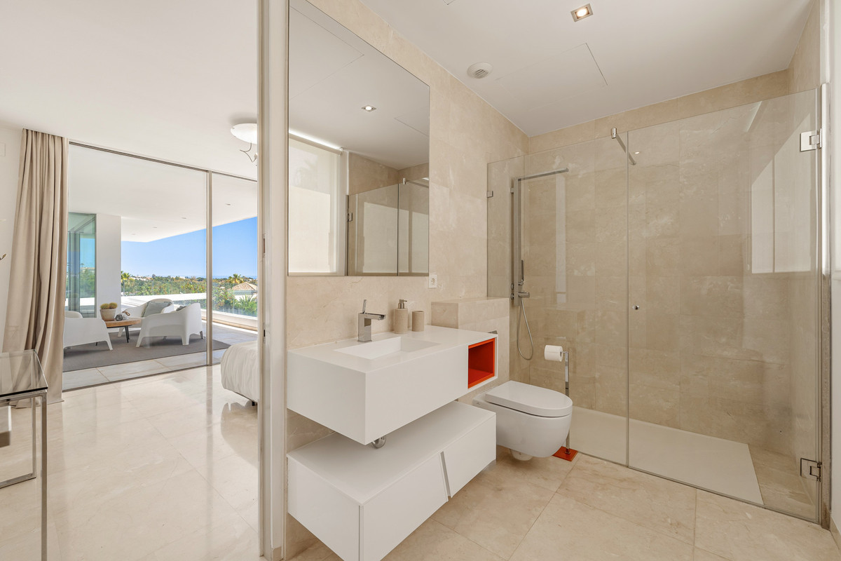 7 BEDROOM VILLA NUEVA ANDALUCÍA, MÁLAGA