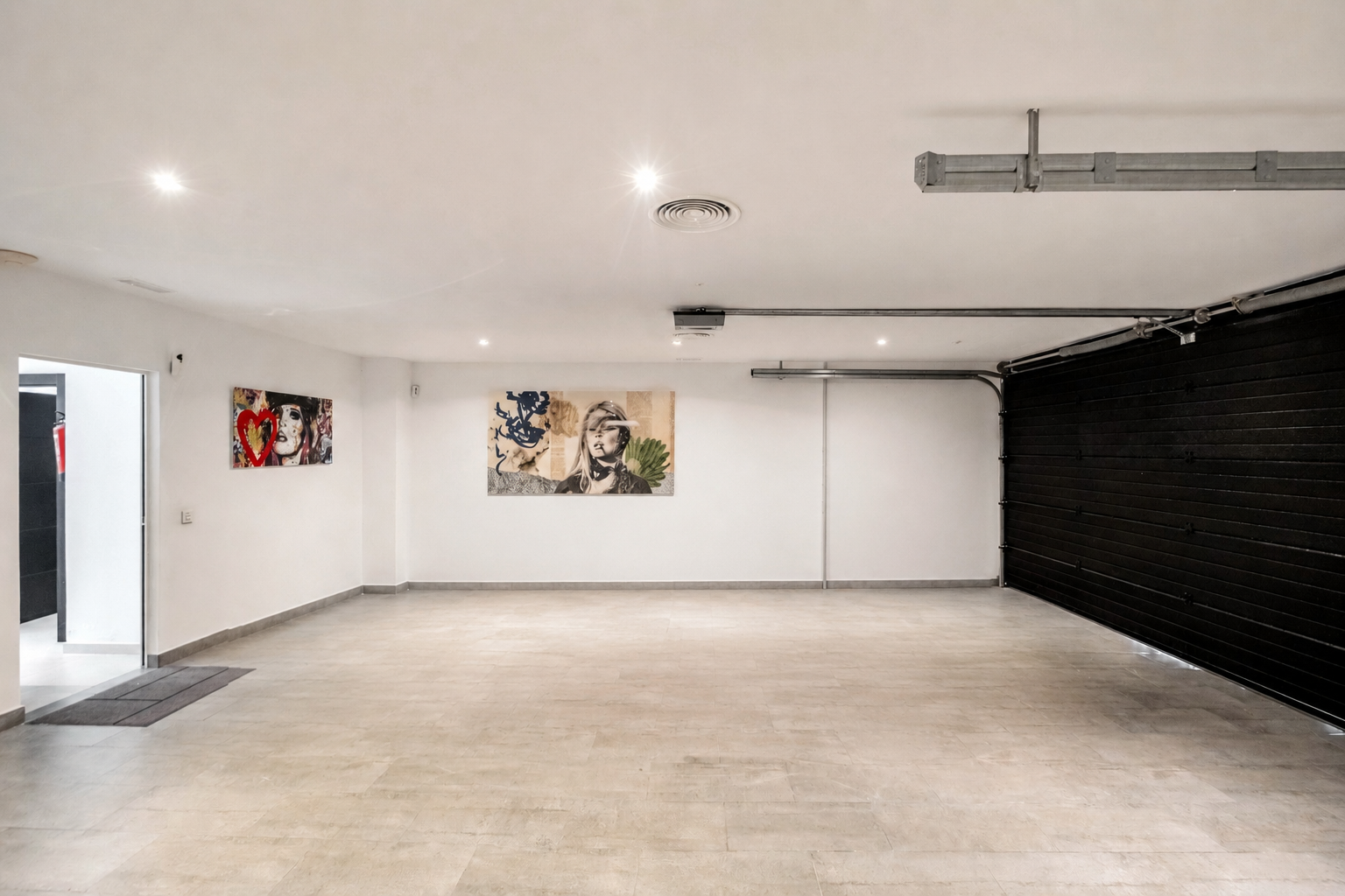 Contemporary Luxury Villa in the Heart of Nueva Andalucia
