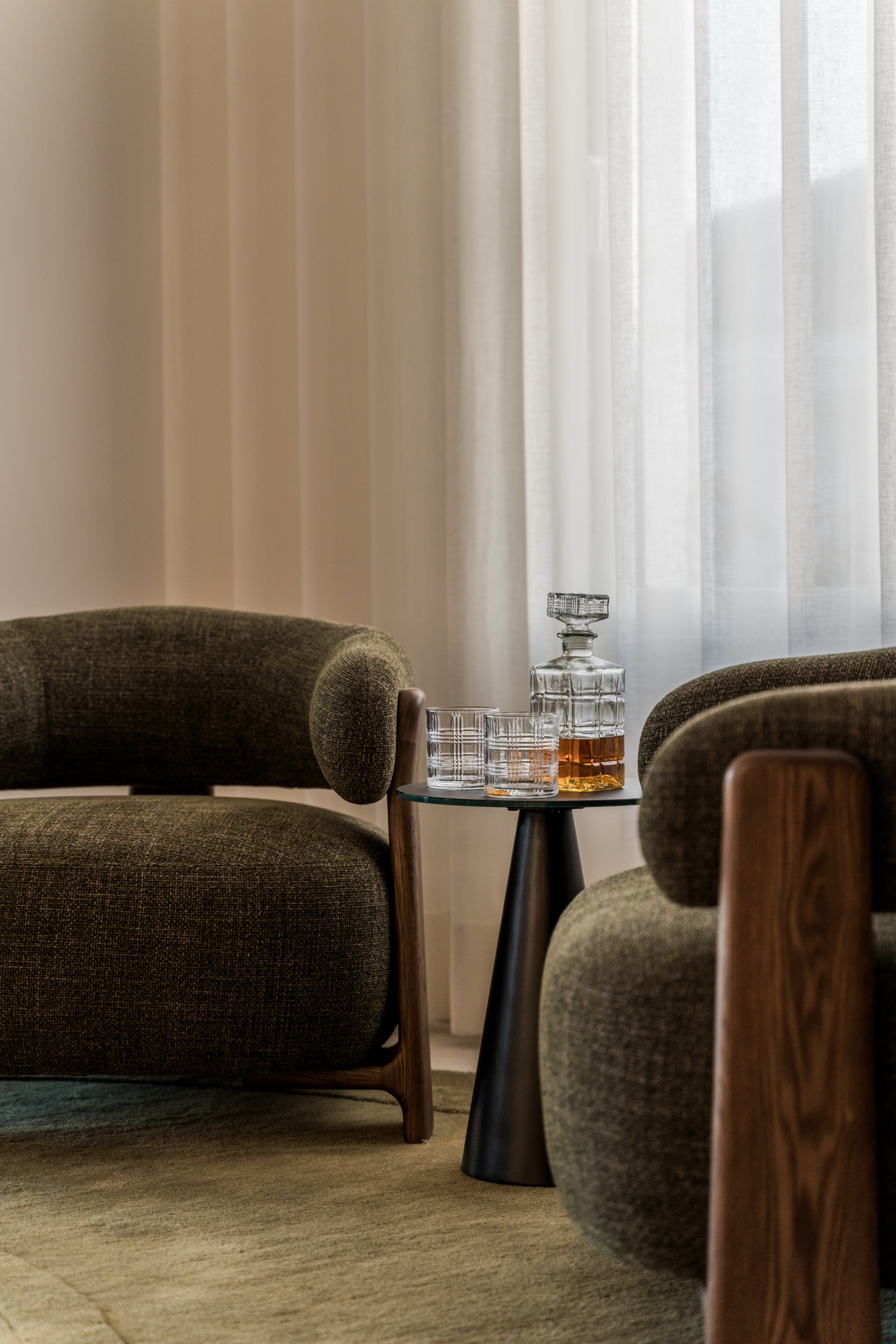 Duplex penthouse with panoramic sea views in Nueva Andalucía