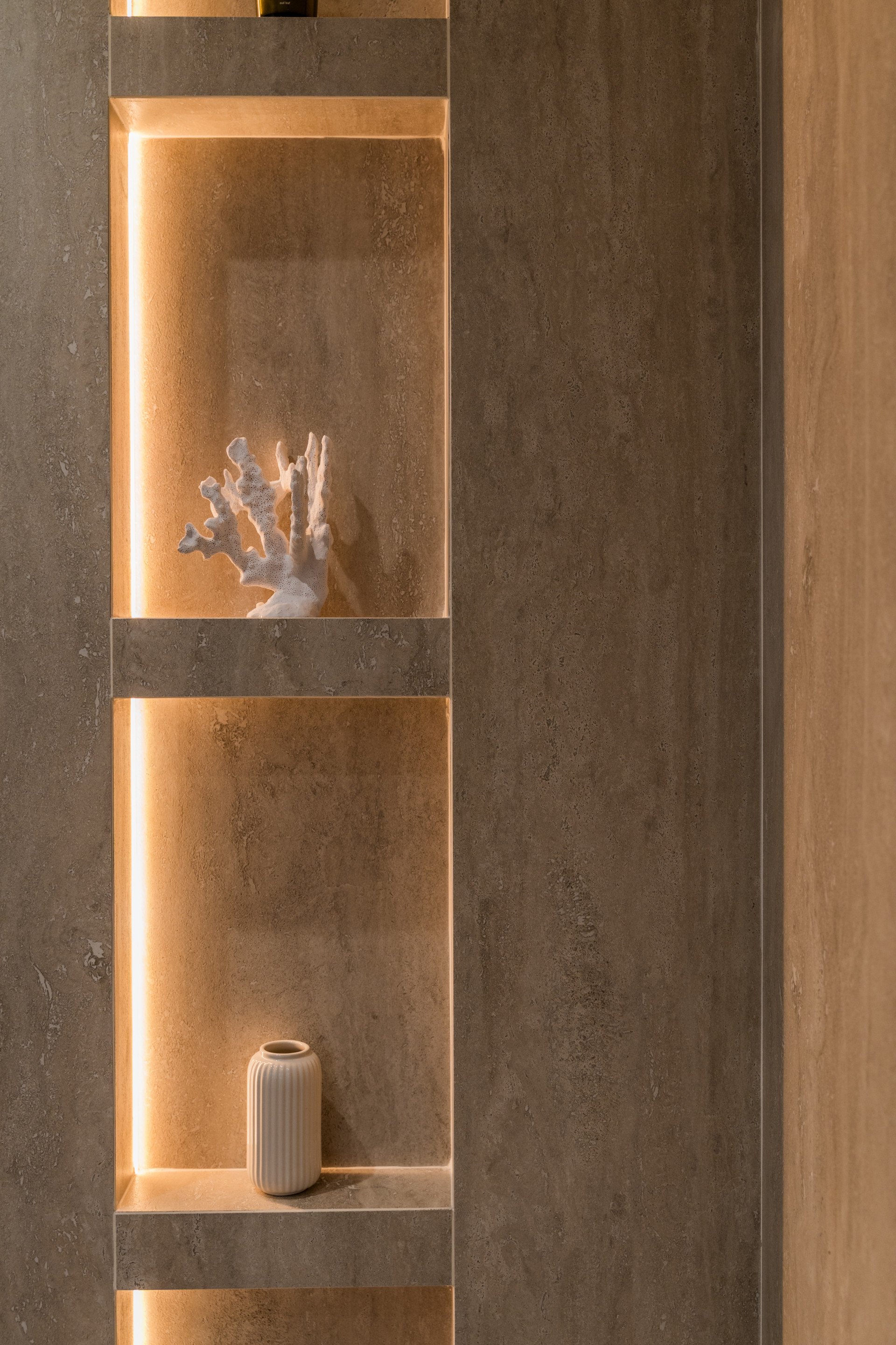 Duplex penthouse with panoramic sea views in Nueva Andalucía