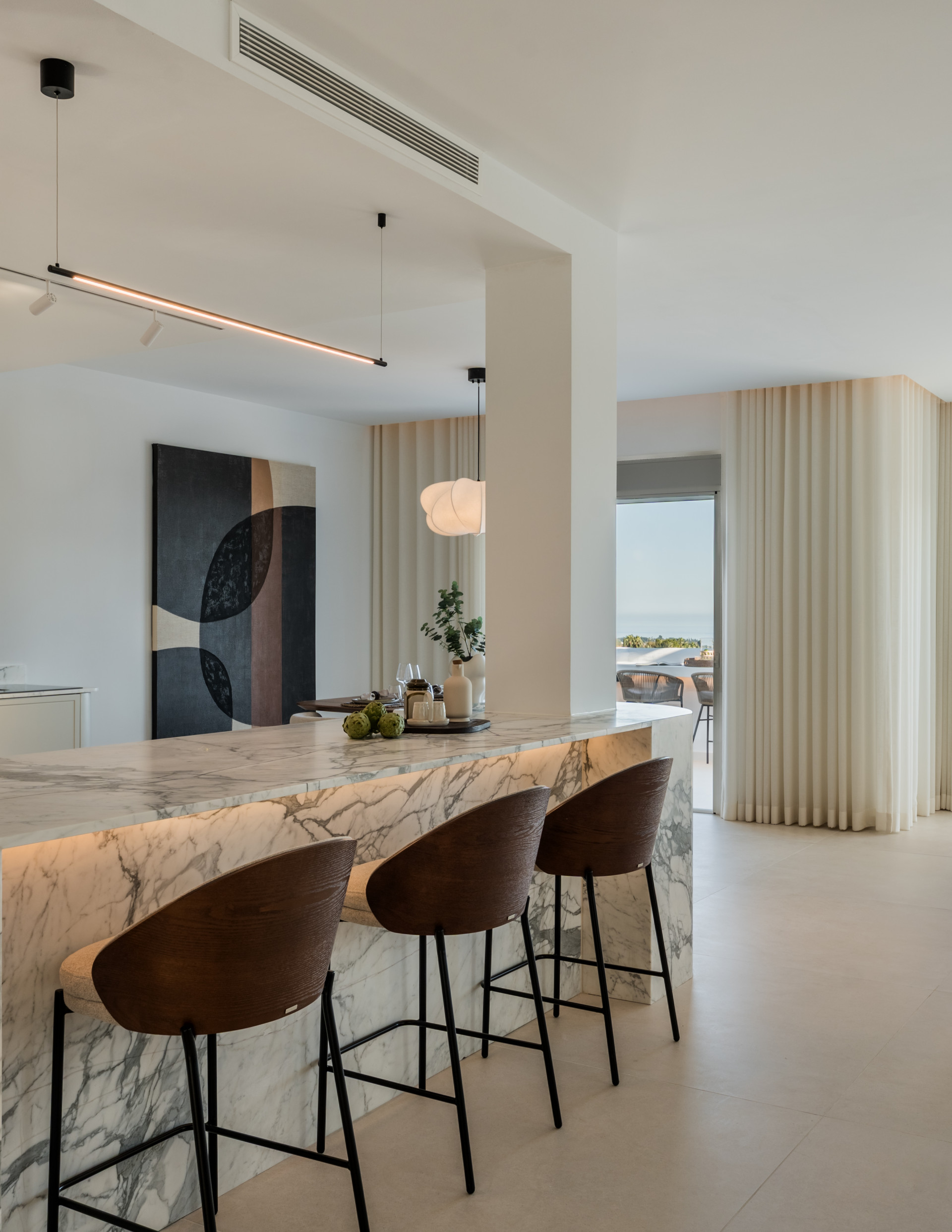 Duplex penthouse with panoramic sea views in Nueva Andalucía