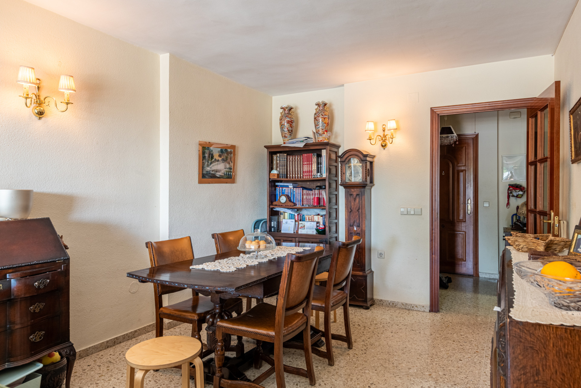 Spacious 3-Bedroom Apartment with Large Sunny Terrace in Central Fuengirola
