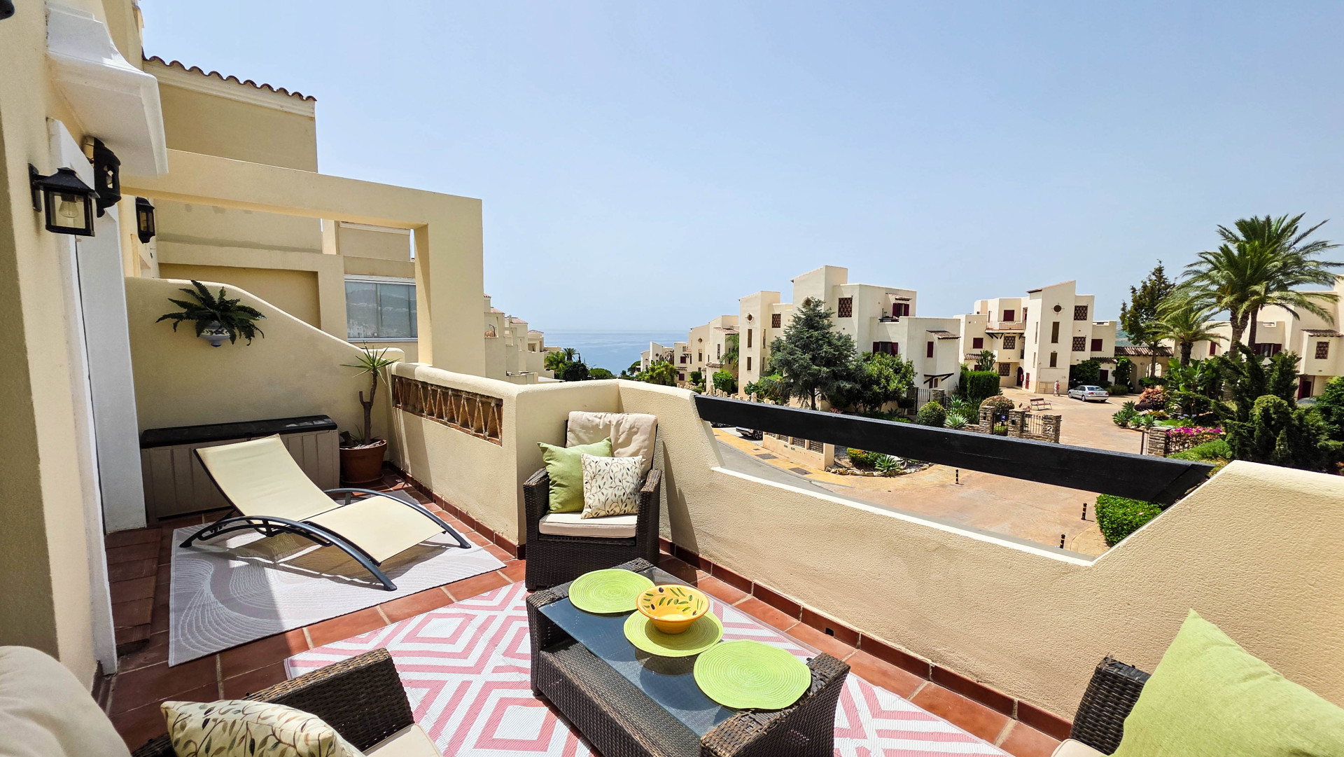 Mieszkanie 3 pokoi 141 m² Casares, Hiszpania