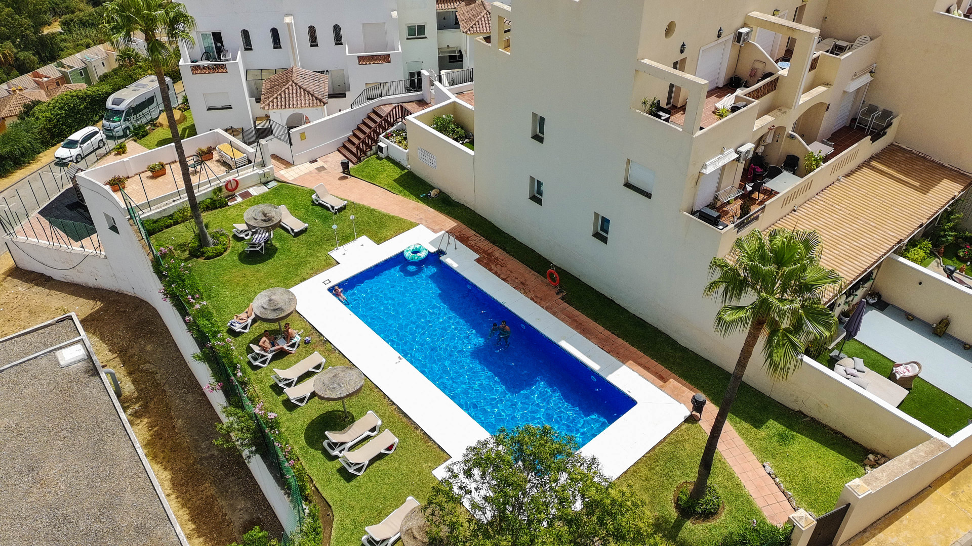 Mieszkanie 3 pokoi 141 m² Casares, Hiszpania