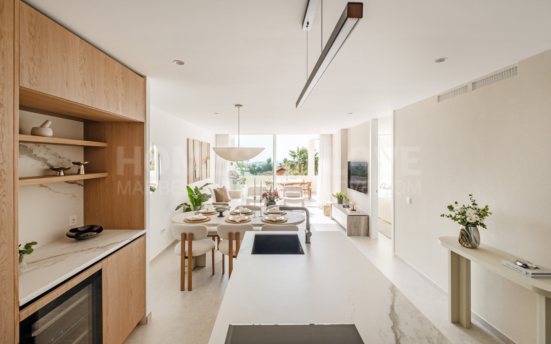 Apartamento completamente renovado, 3 dormitorios | Orientación sur | Vistas panorámicas al mar