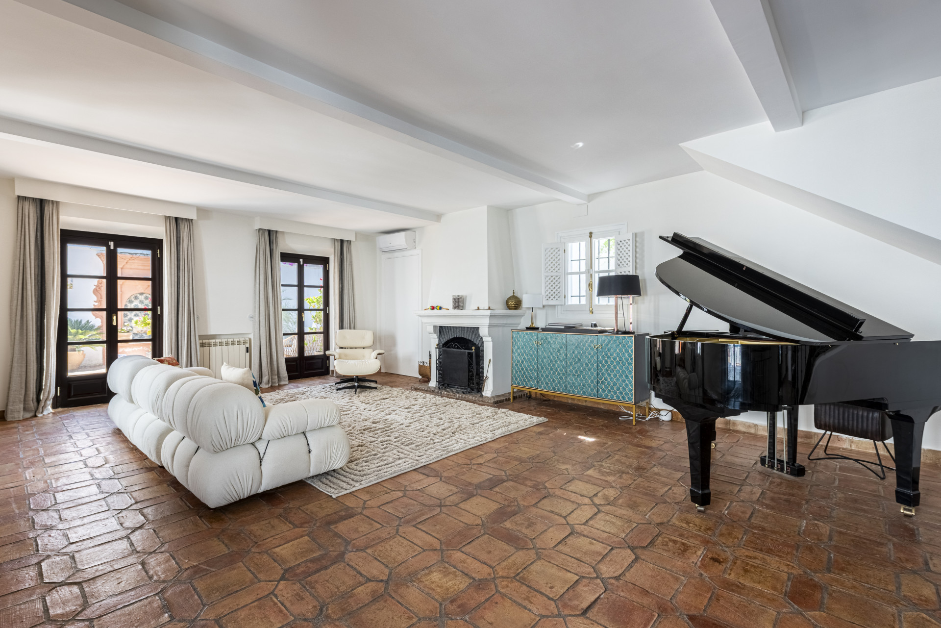 House in Marbella - Image 2