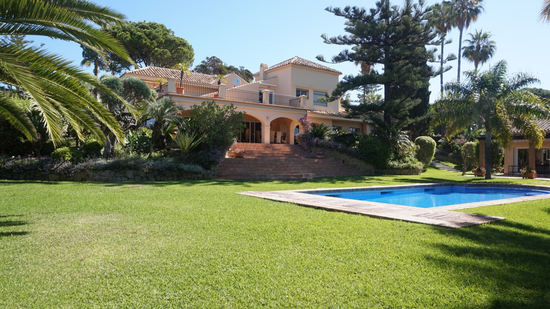 Propiedad gestionada por Los Monteros Rio Real 398-00003P_11441701.jpg